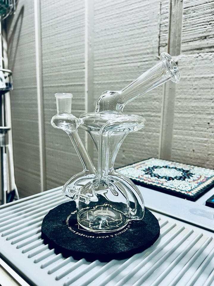 Trap Glass Recycler 420 deal Image 1