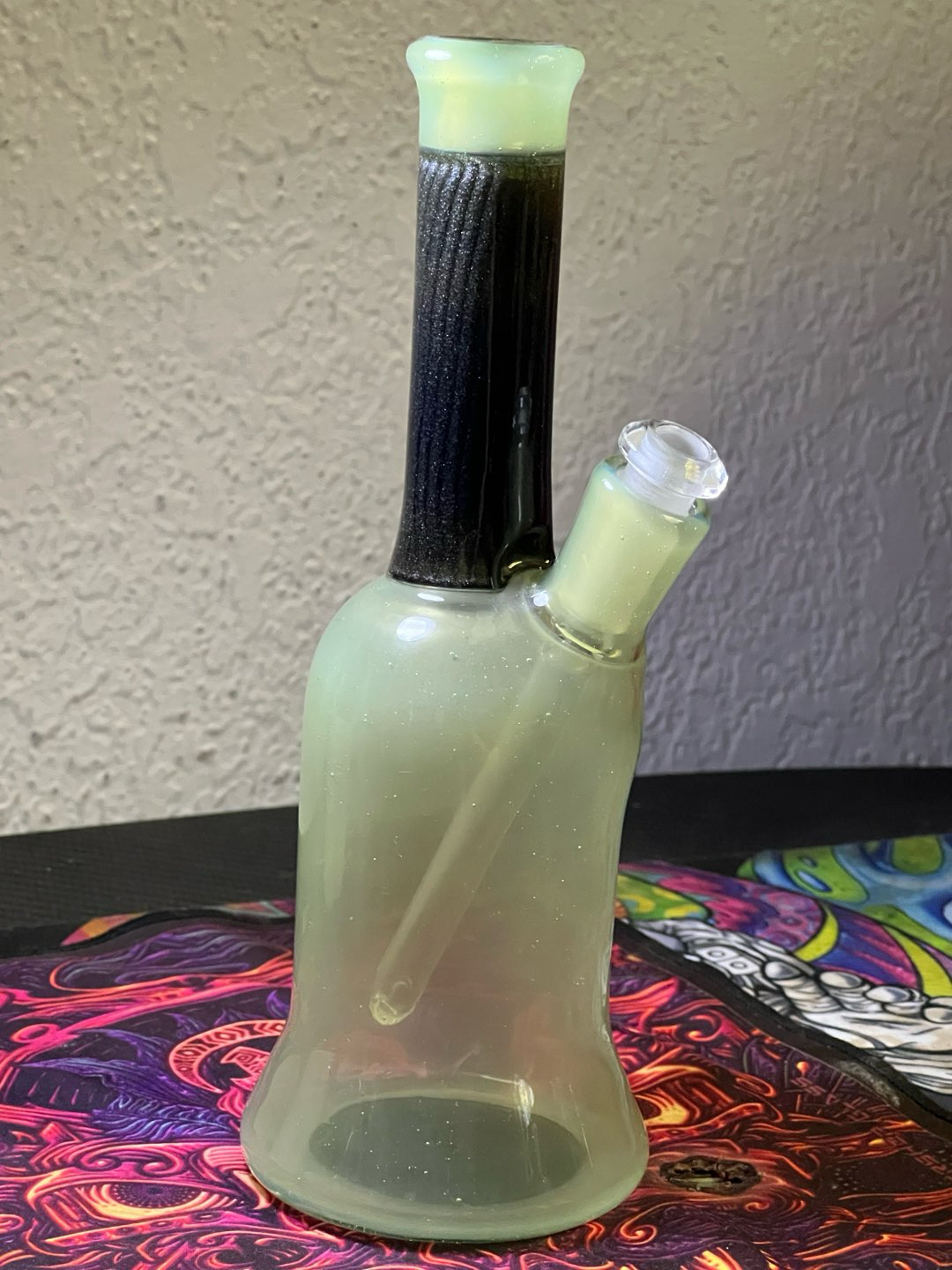Preview pic of Billz boro bell bottom saki, slyme cfl. Crushed silver
