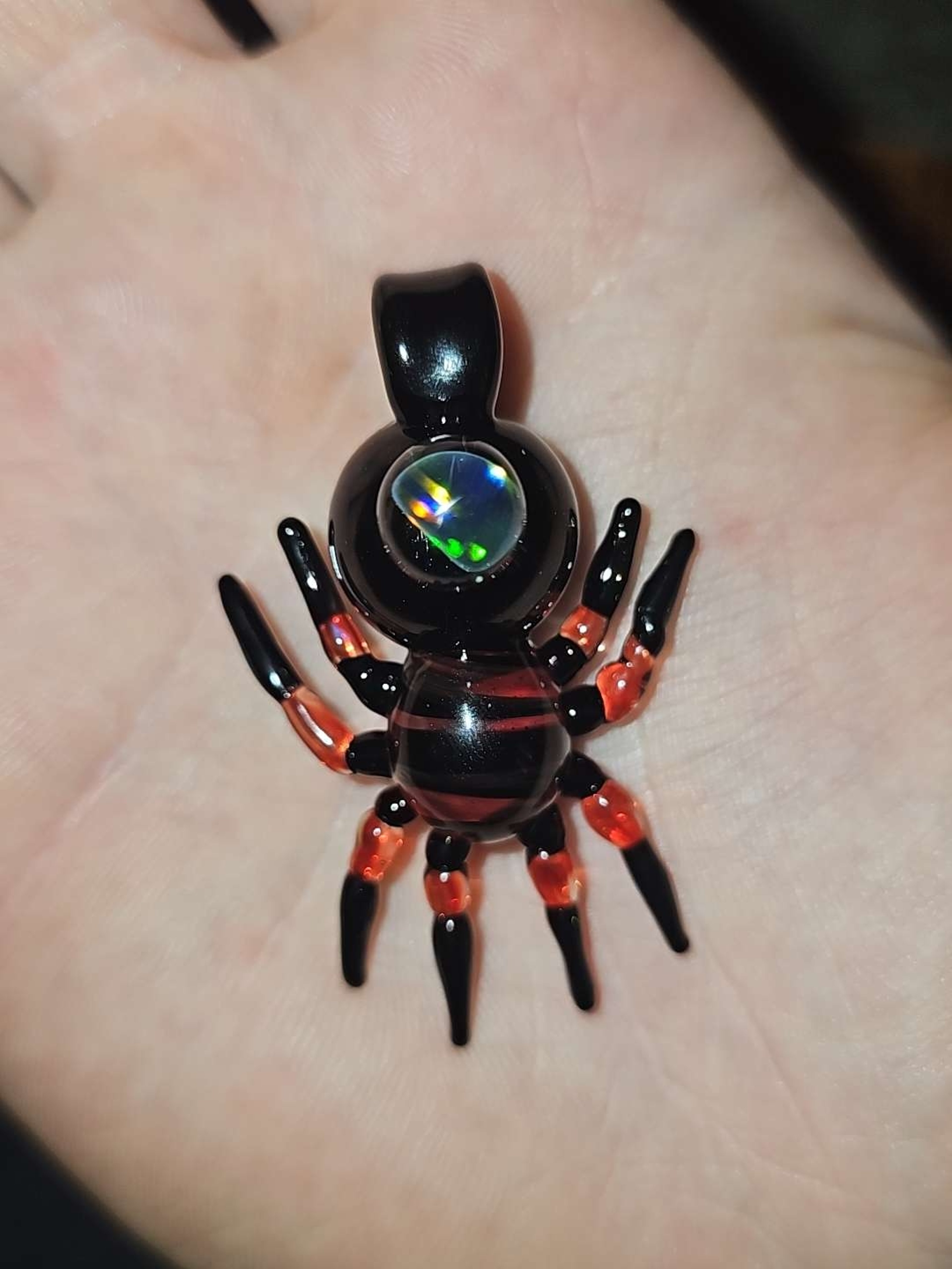 Preview pic of Spider pendant w/opal