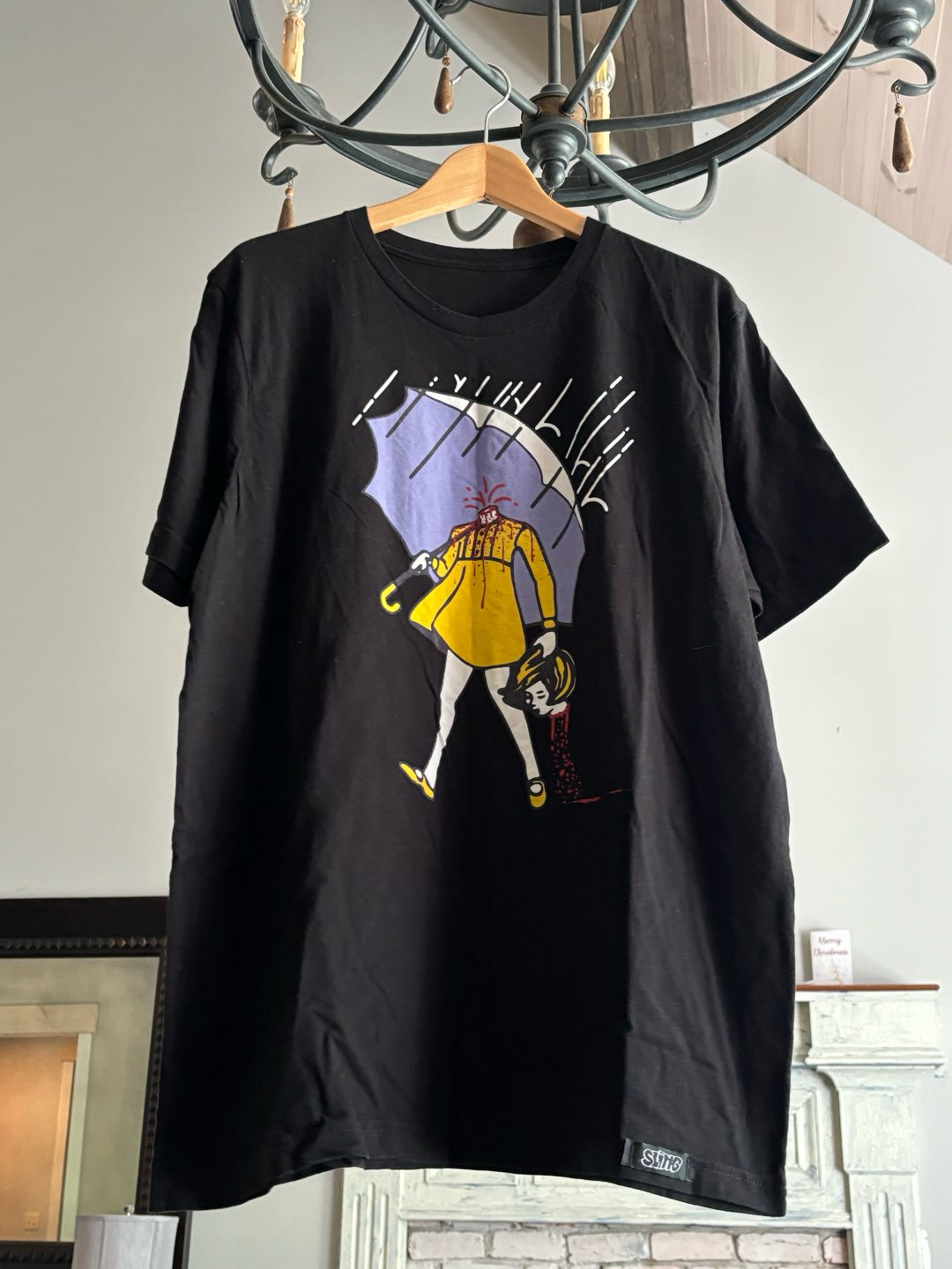 Preview pic of Headless slinger halloween shirt size XL