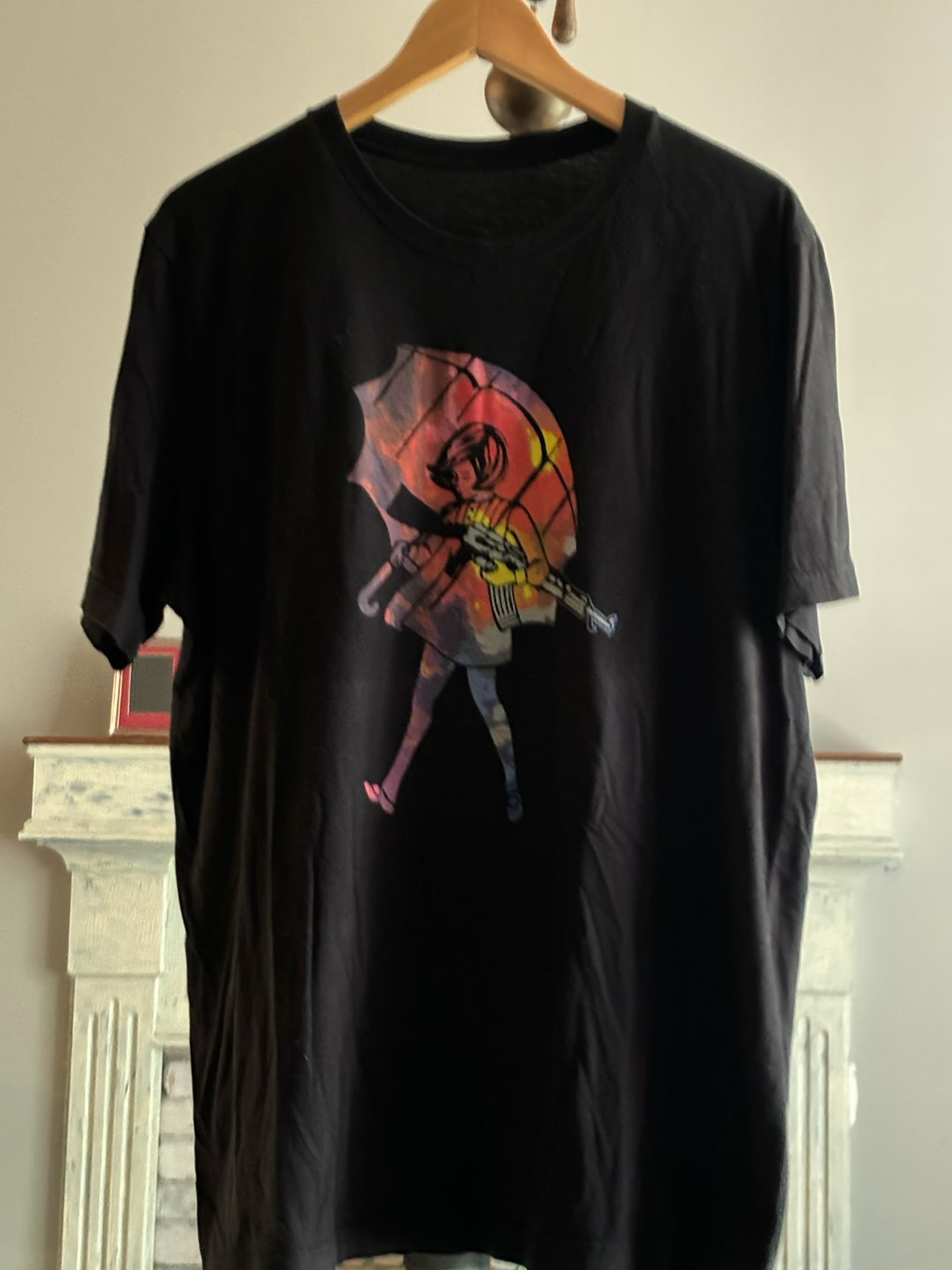 Preview pic of Rainbow artsy slinger assault girl tee size xl