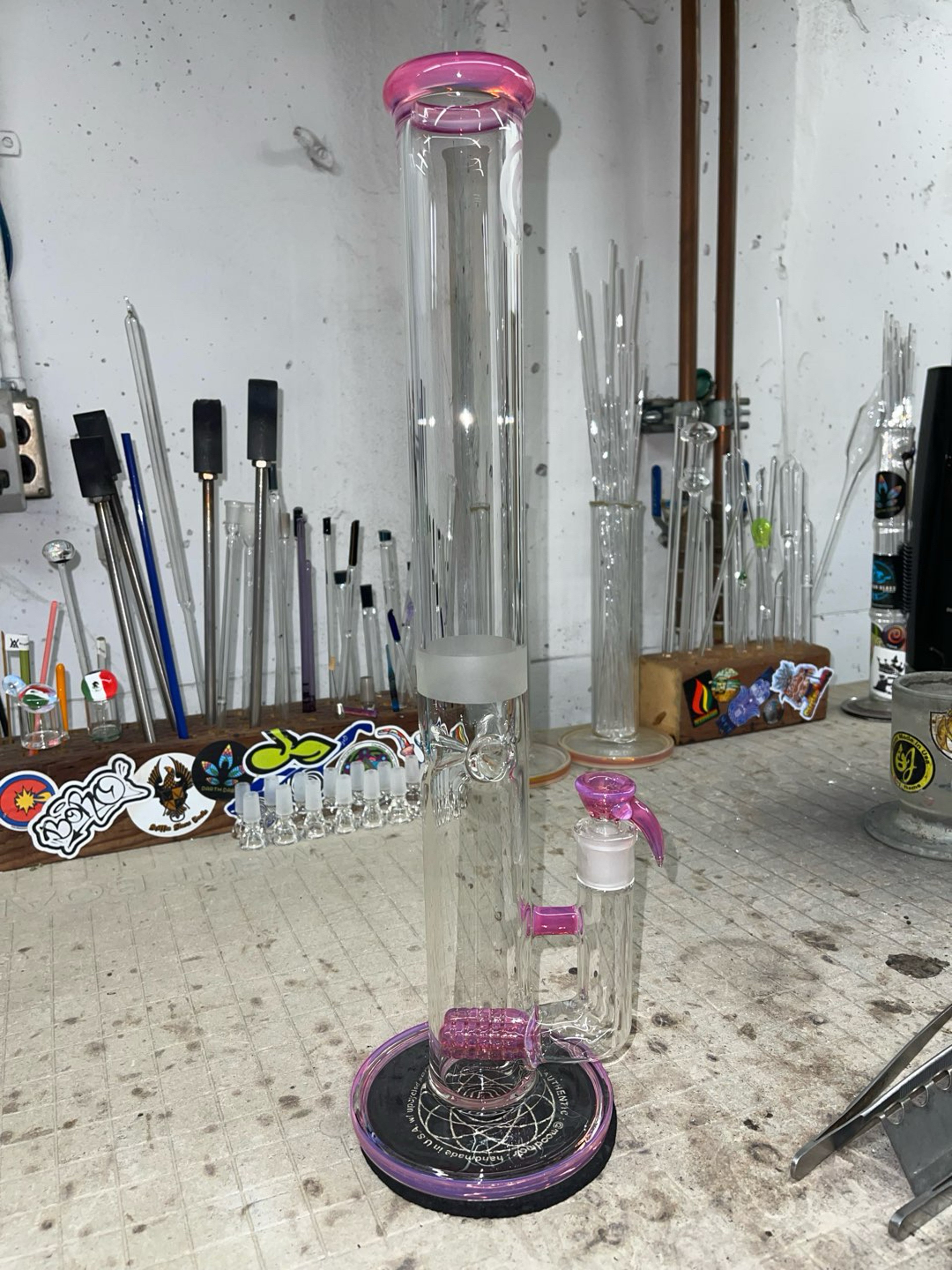 Preview pic of Triple gridded inline karmaline color