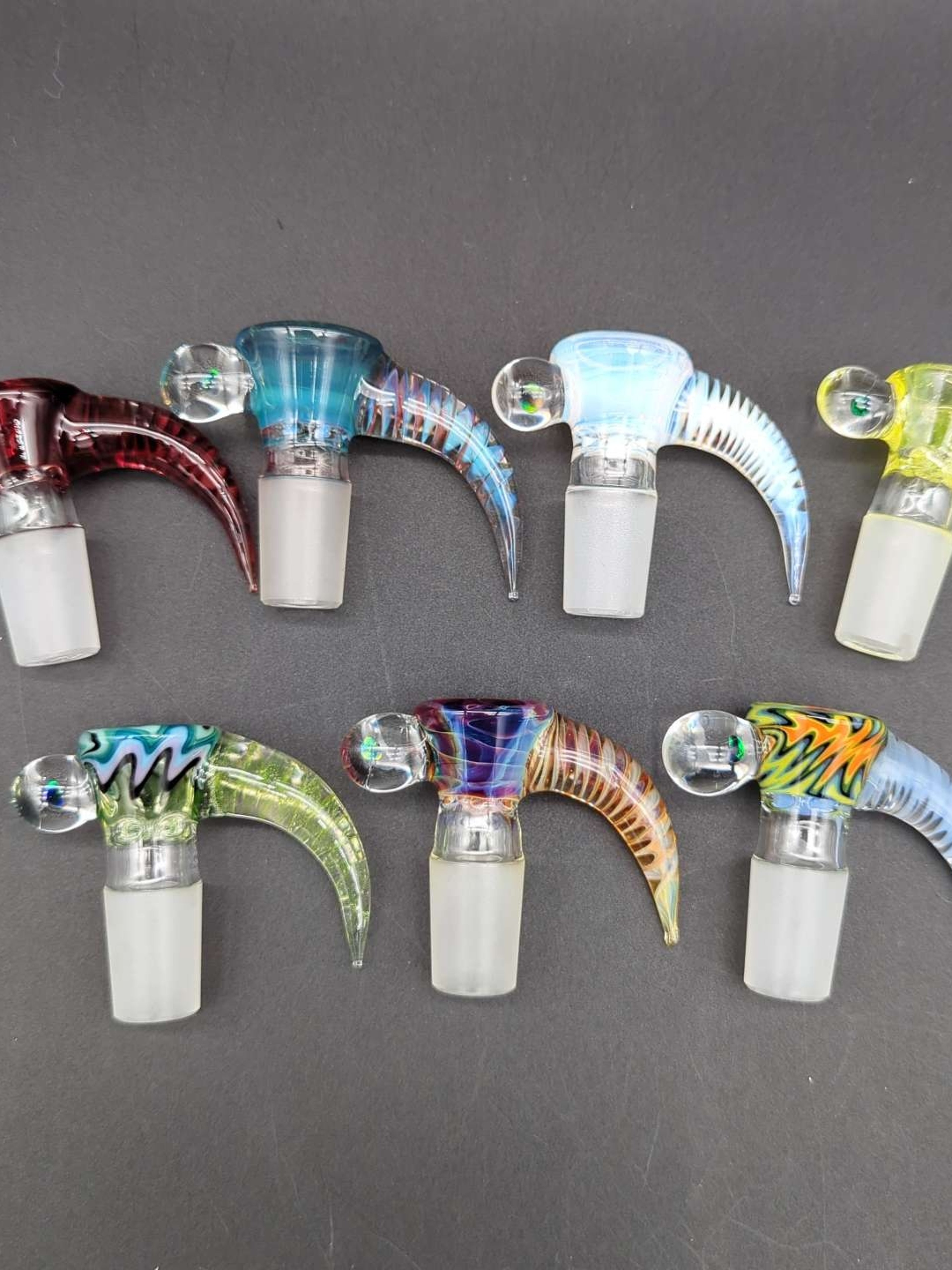 Preview pic of 2K Glass 18mm 4 Hole Slides w/ Claw + Opal
