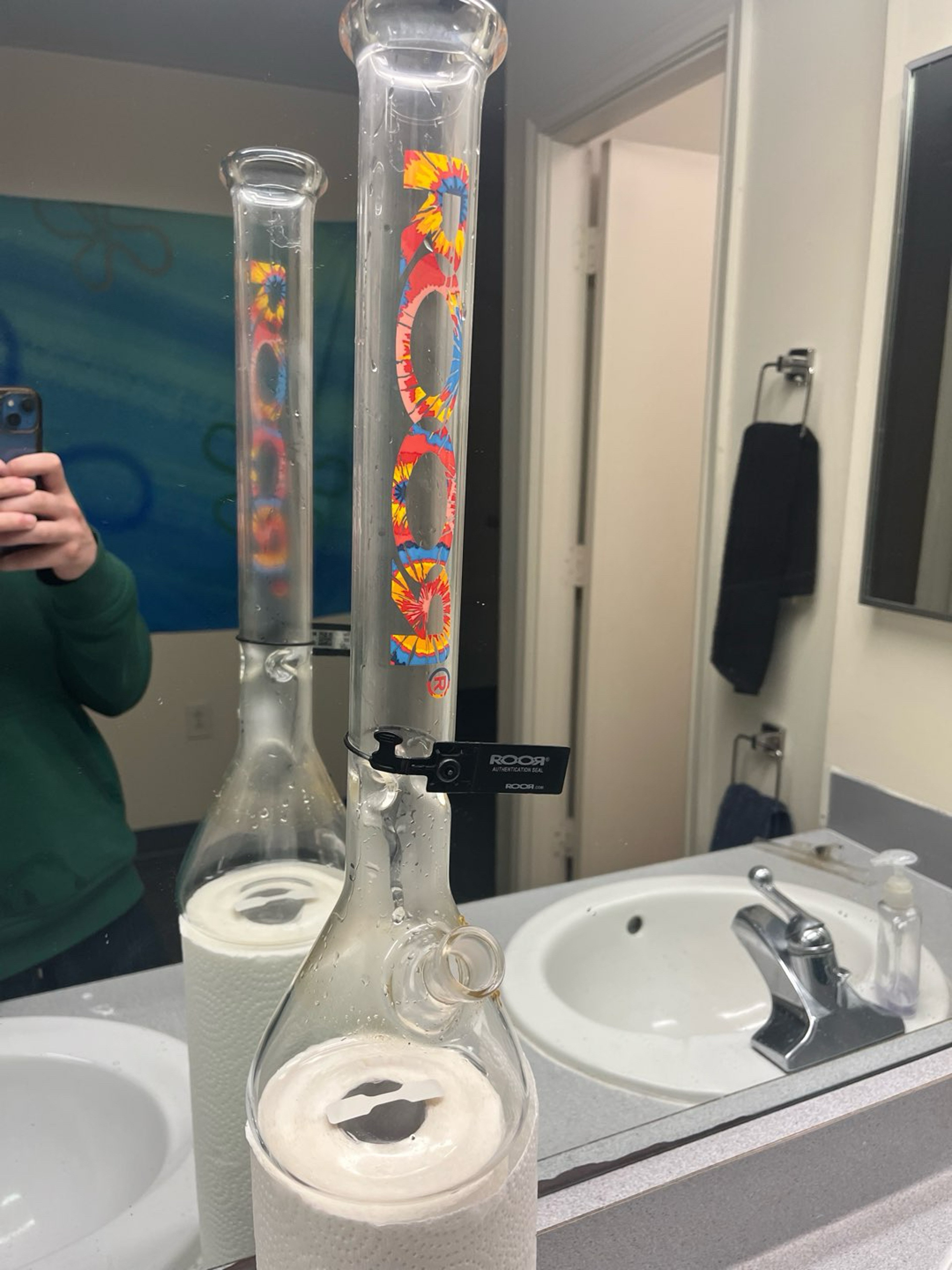 Preview pic of Roor beaker 17 inch Tie dye