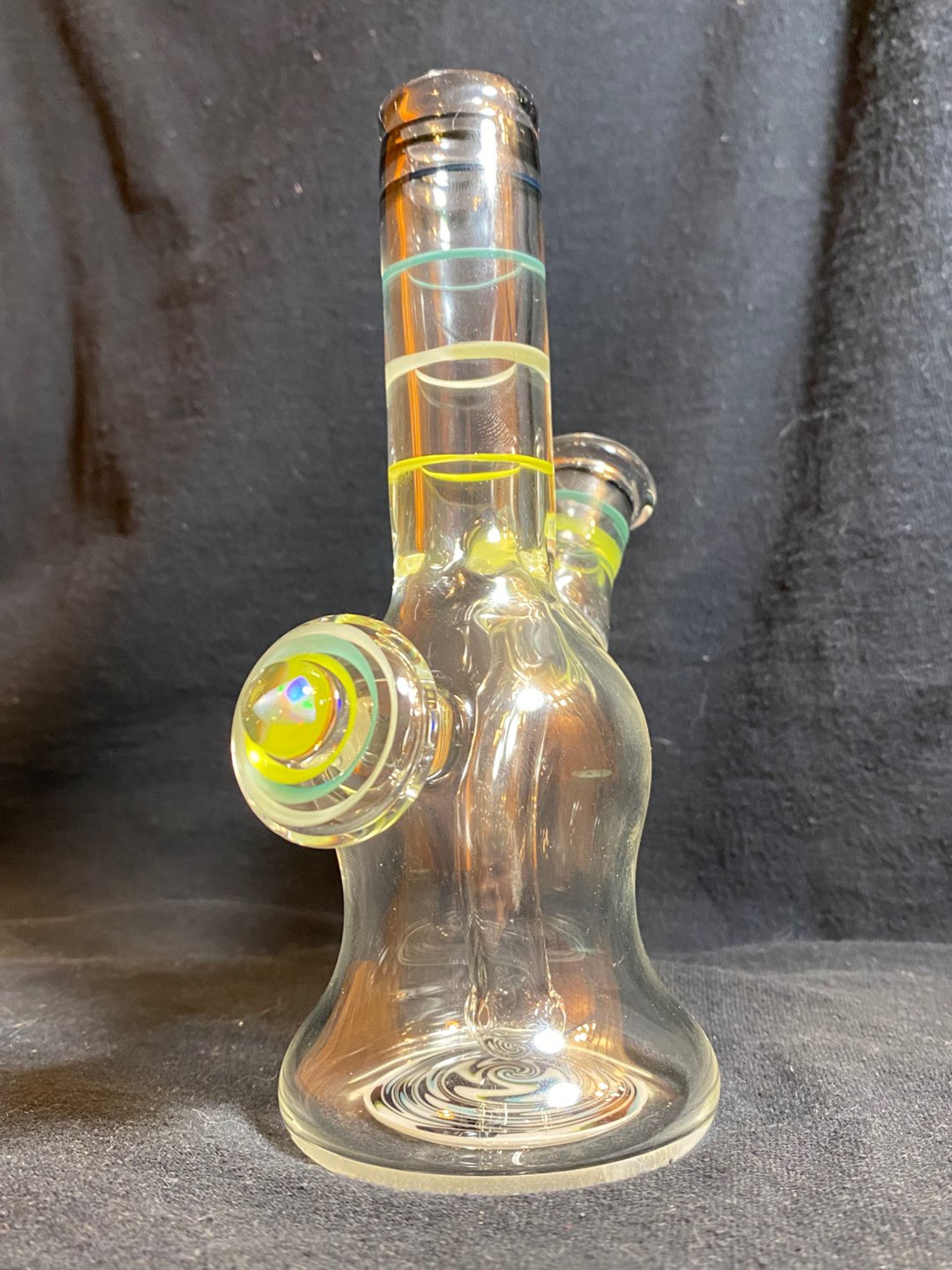 Preview pic of Encalmo mini tube w/opal cab and linework base
