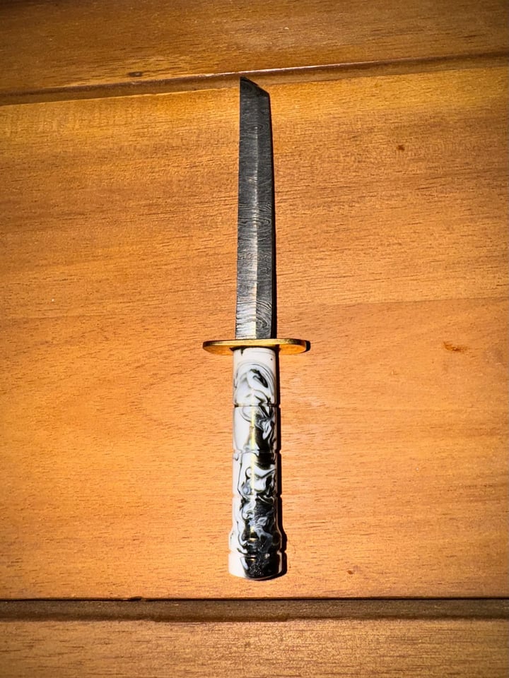 Damascus Sword Tool 5in Image