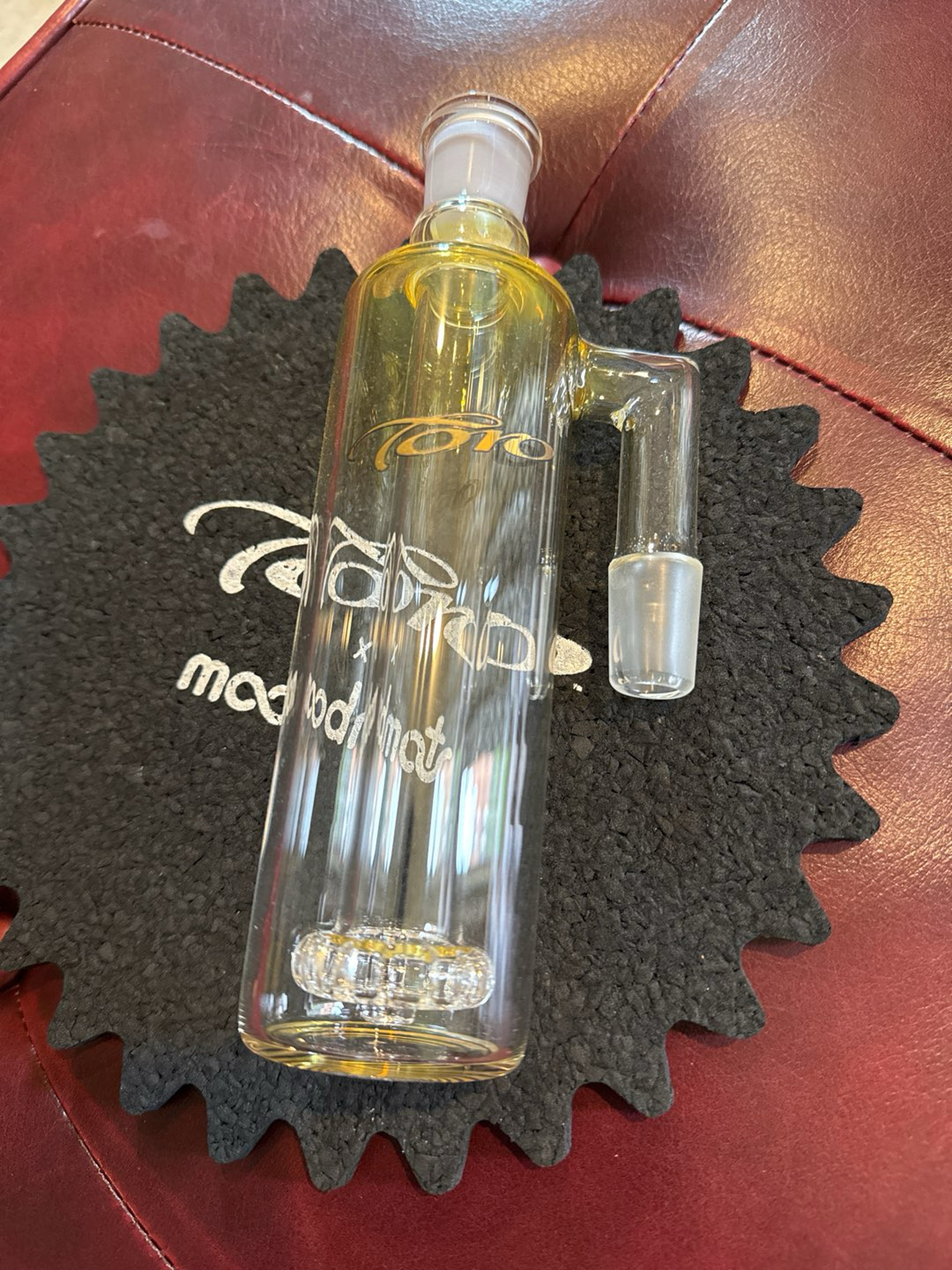 Preview pic of New 18mm Fumed Circ Ashcatcher
