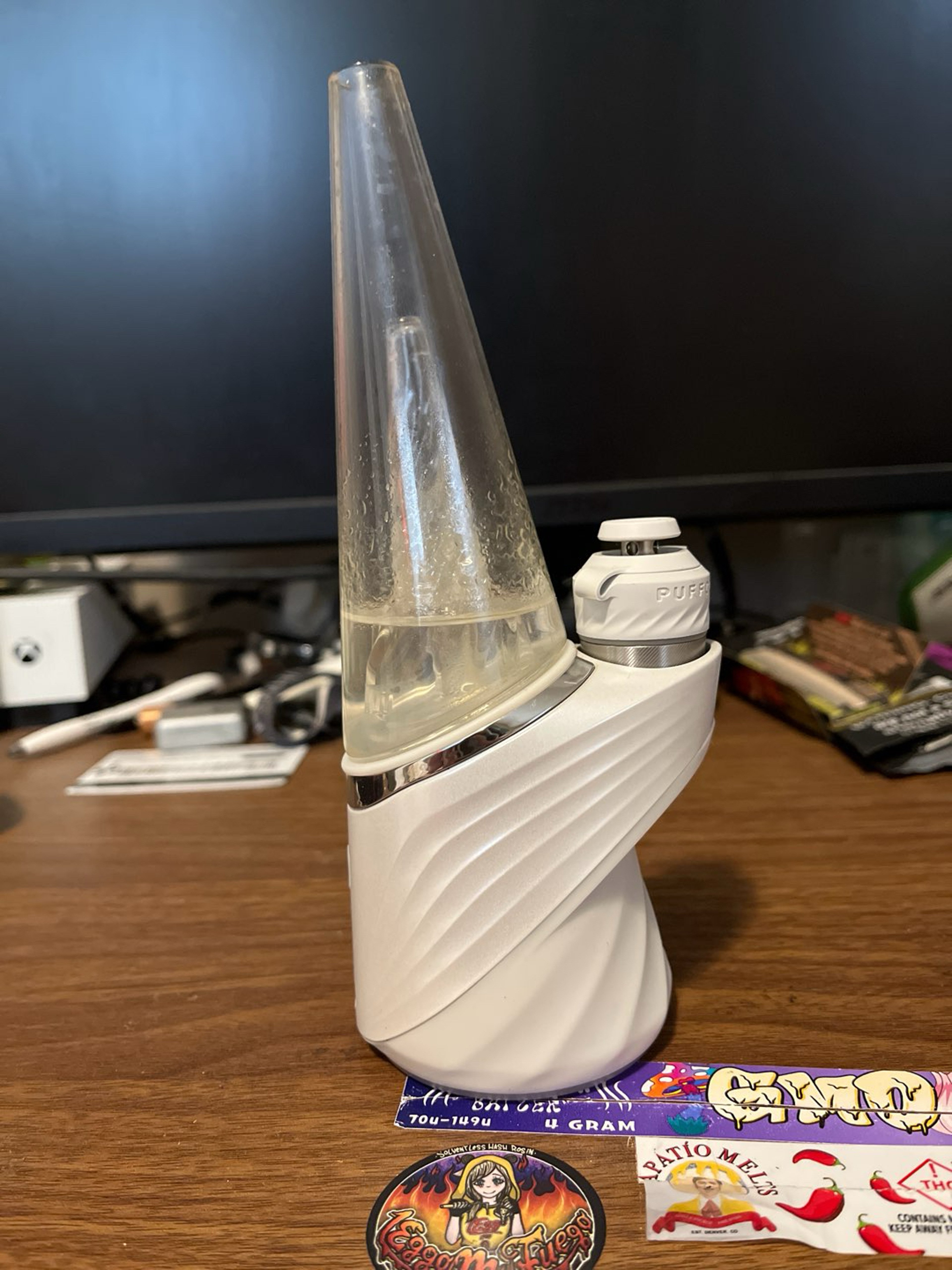 Preview pic of Puffco peak pro 2.0 pearl