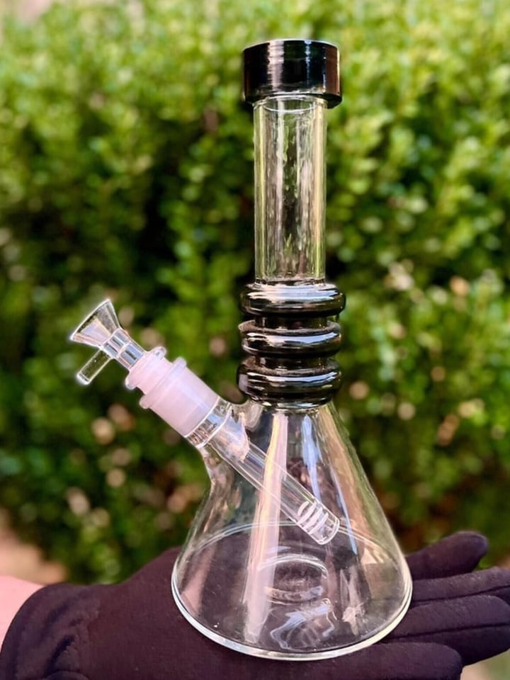 10" Thick Classic Glass Beaker Rig