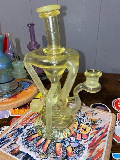 Preview pic of Logie.Glass.Art