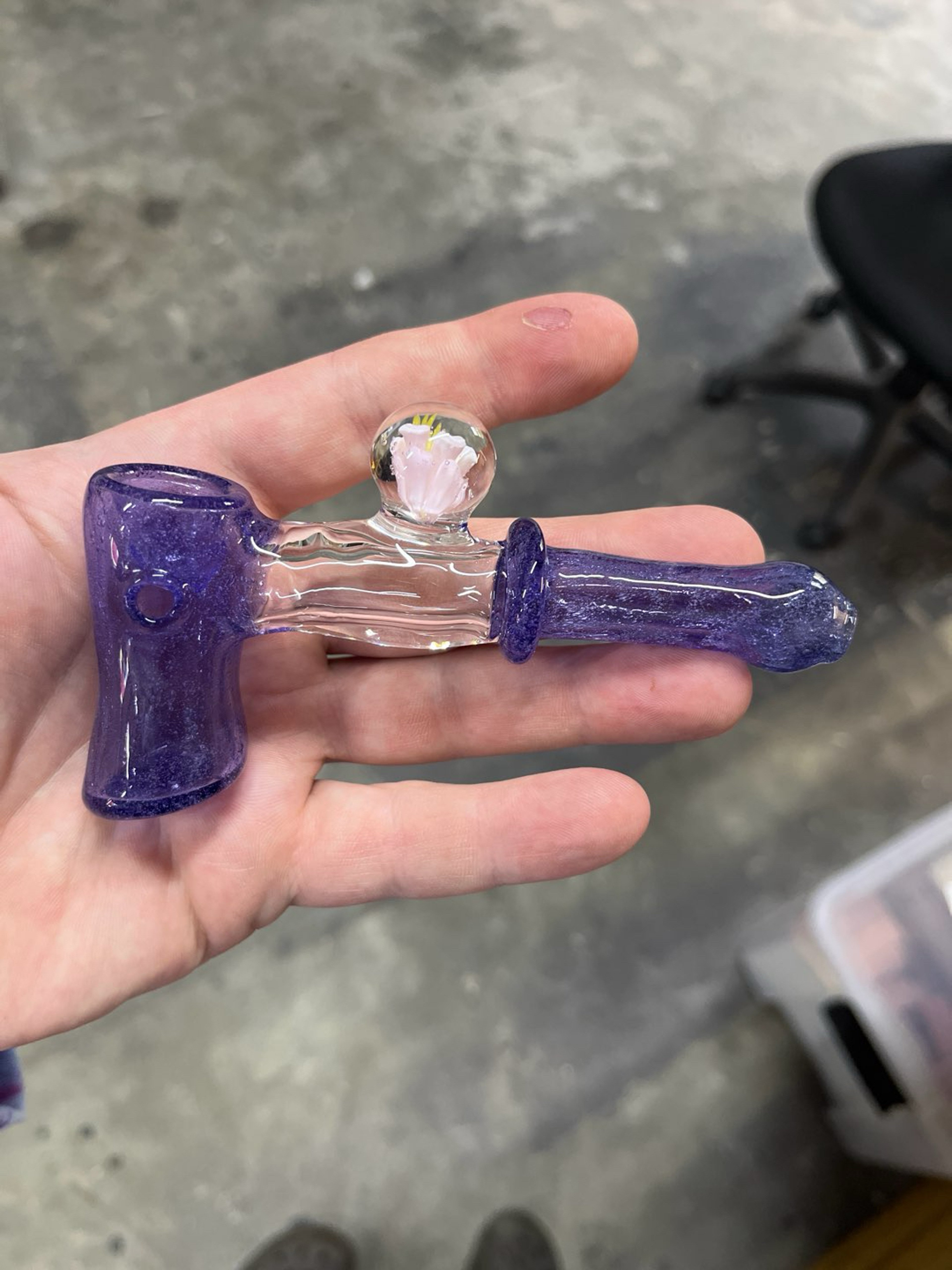 Preview pic of Experimental blue hammer with pink flower