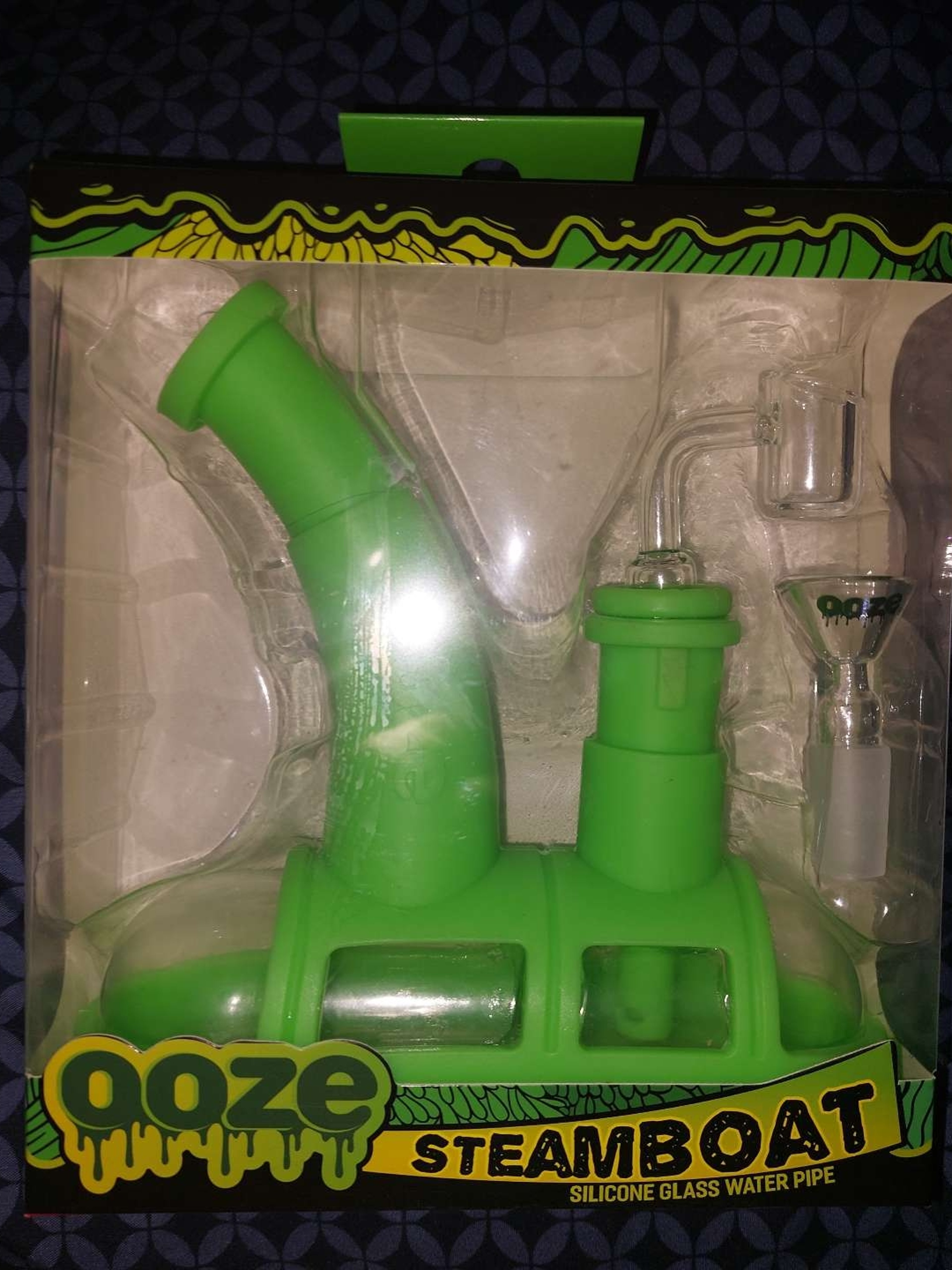 Preview pic of Ooze Steamboat (Slime Green) - LIKE NEW | Puffco Proxy Pivot Compatible