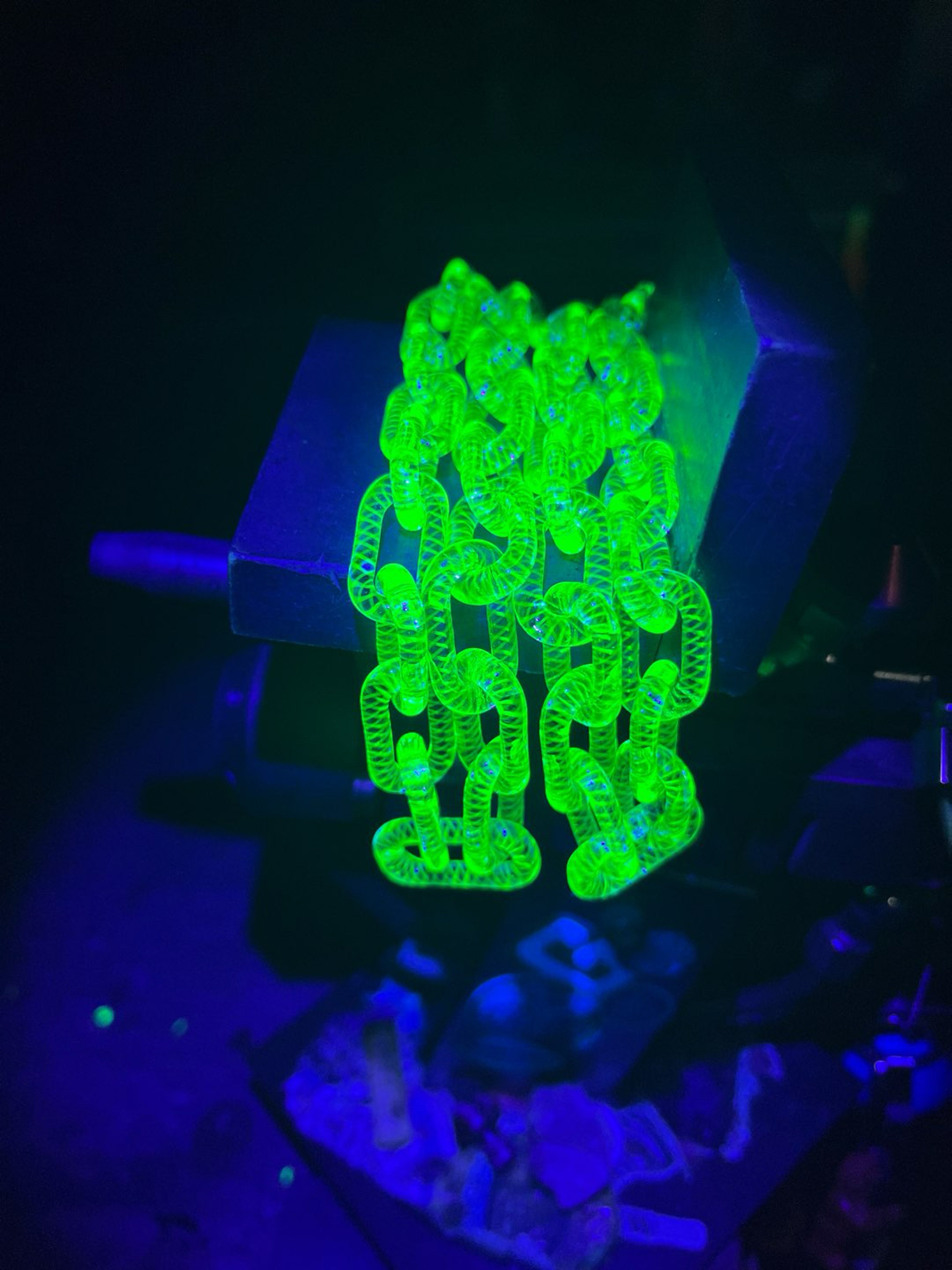 Preview pic of Ion cane chain