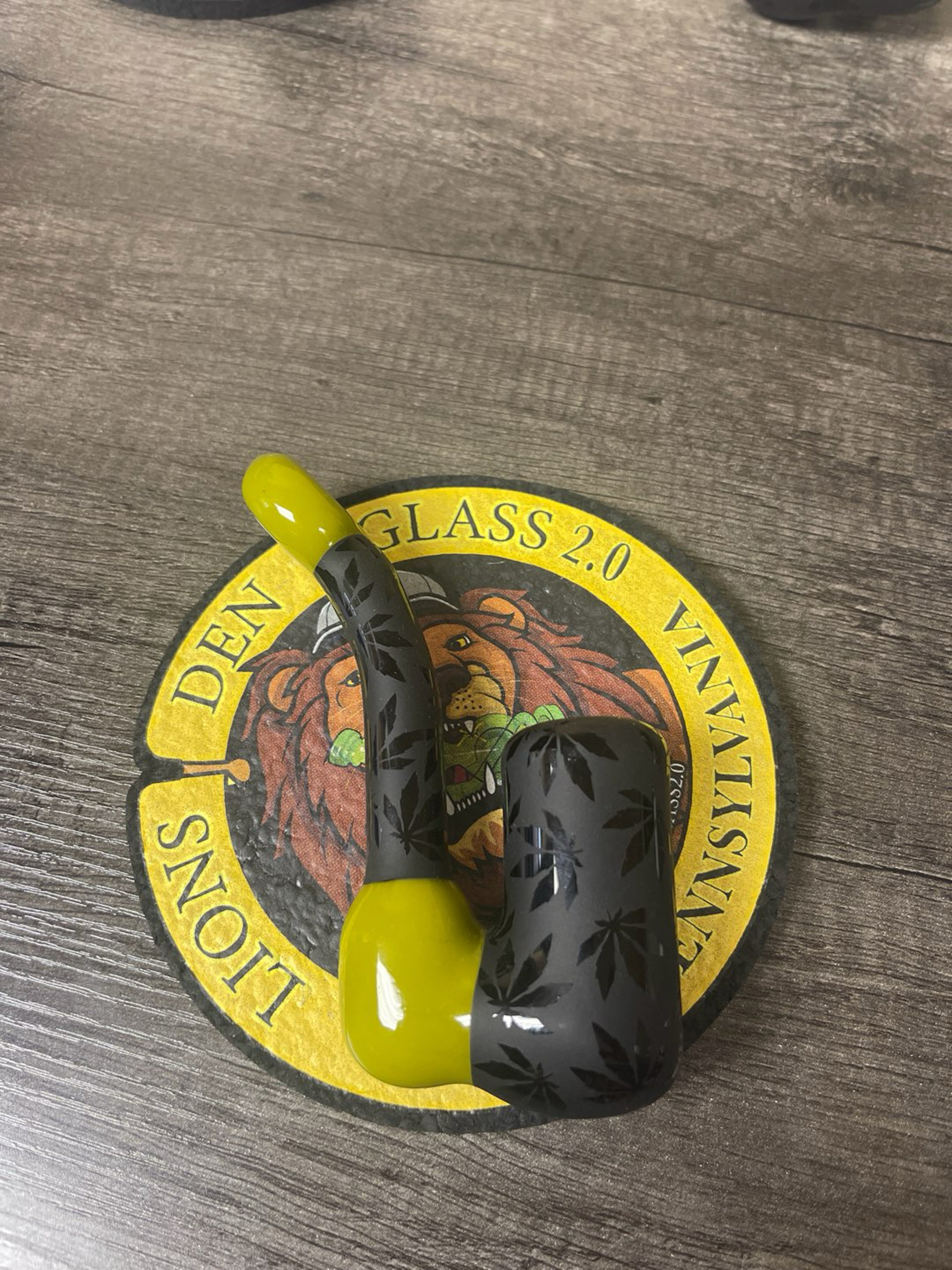 Preview pic of Crooks Glass Sherlock