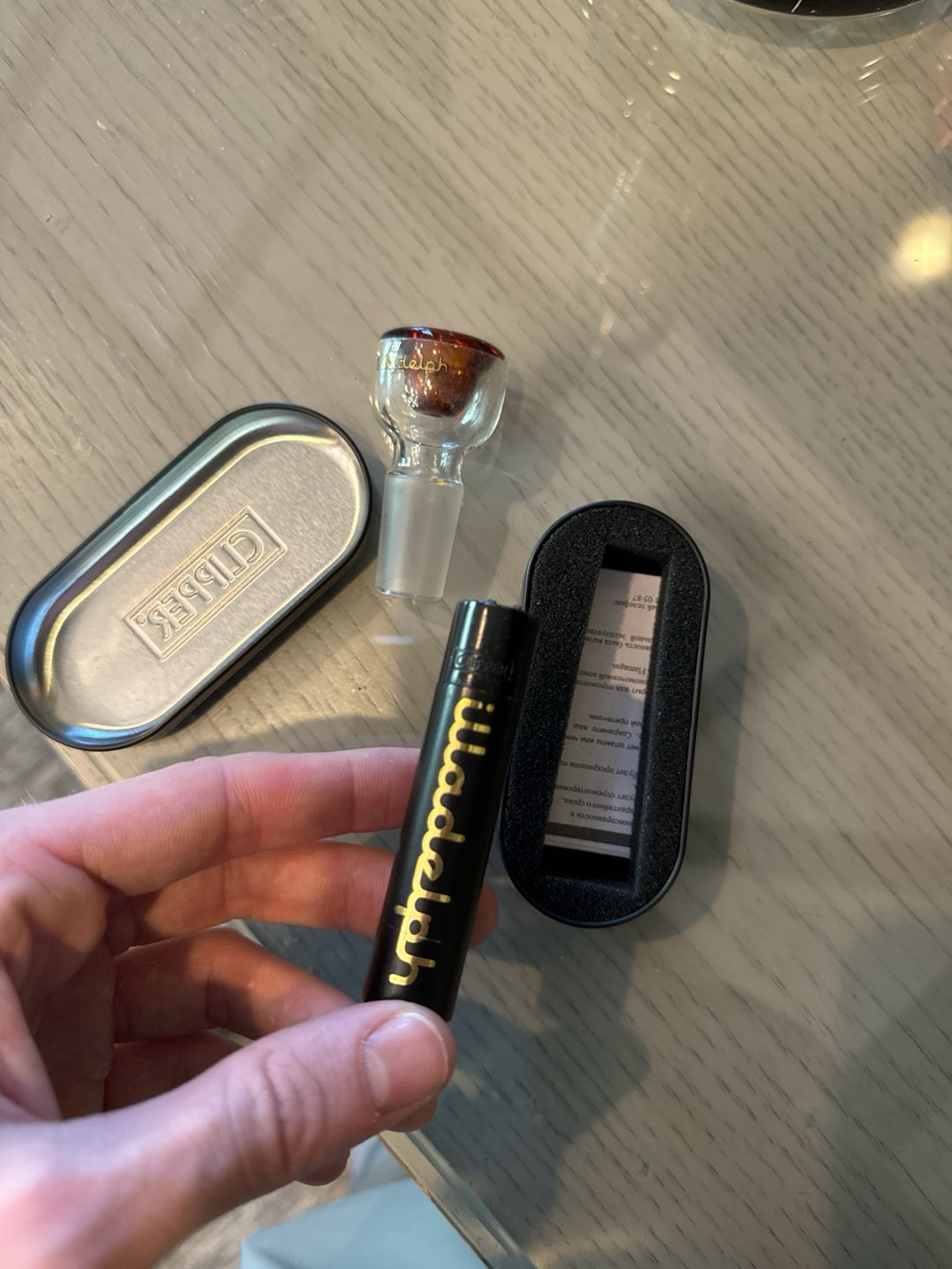 Preview pic of Illadelph lighter and vintage slide