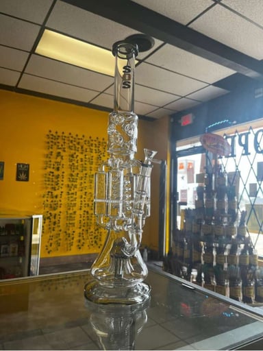 Preview pic of Tall Thick Glass Recycler Rig