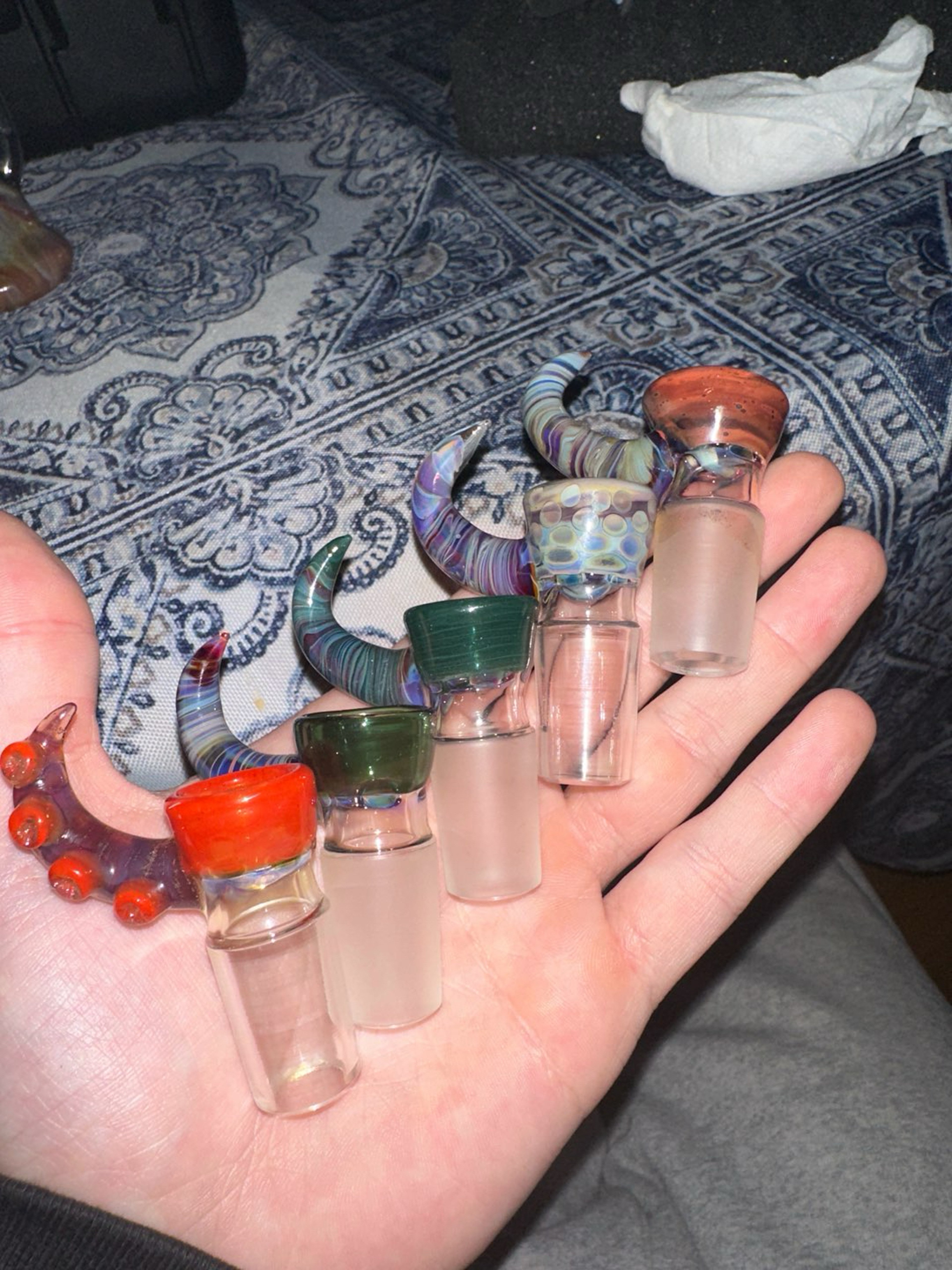 Preview pic of Lots of 18mm slides available