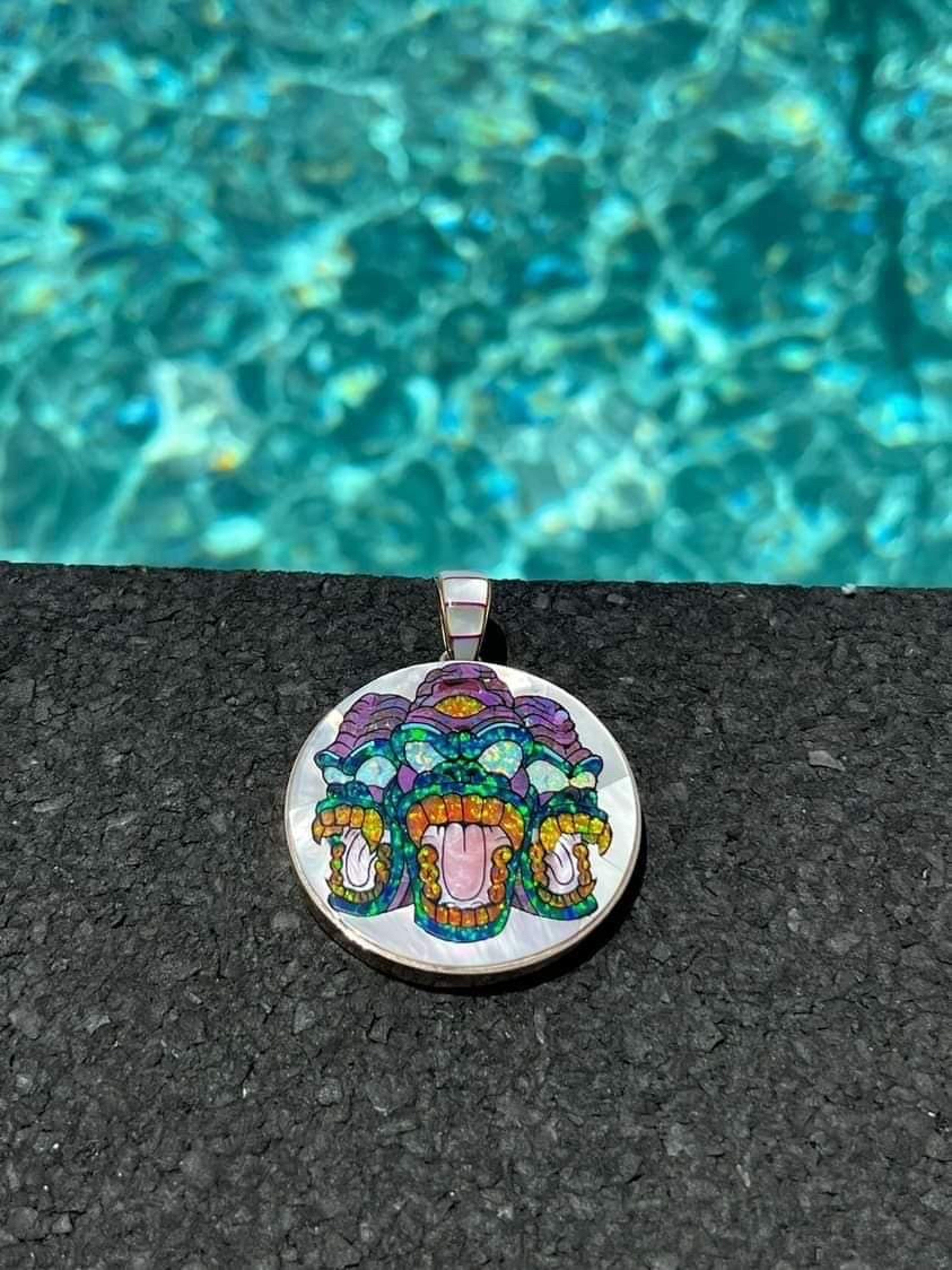 Preview pic of Firefly opal inlay pendant