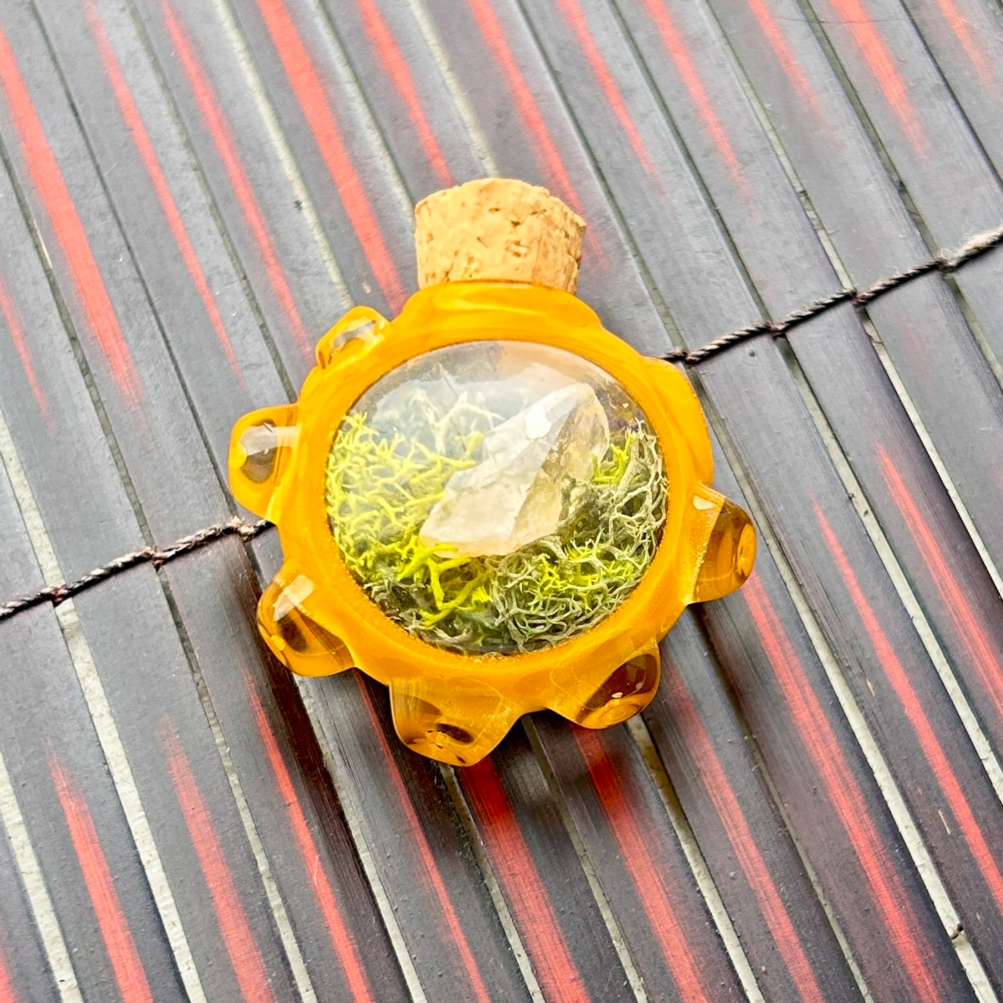 Preview pic of Ninjah Glass Pendant