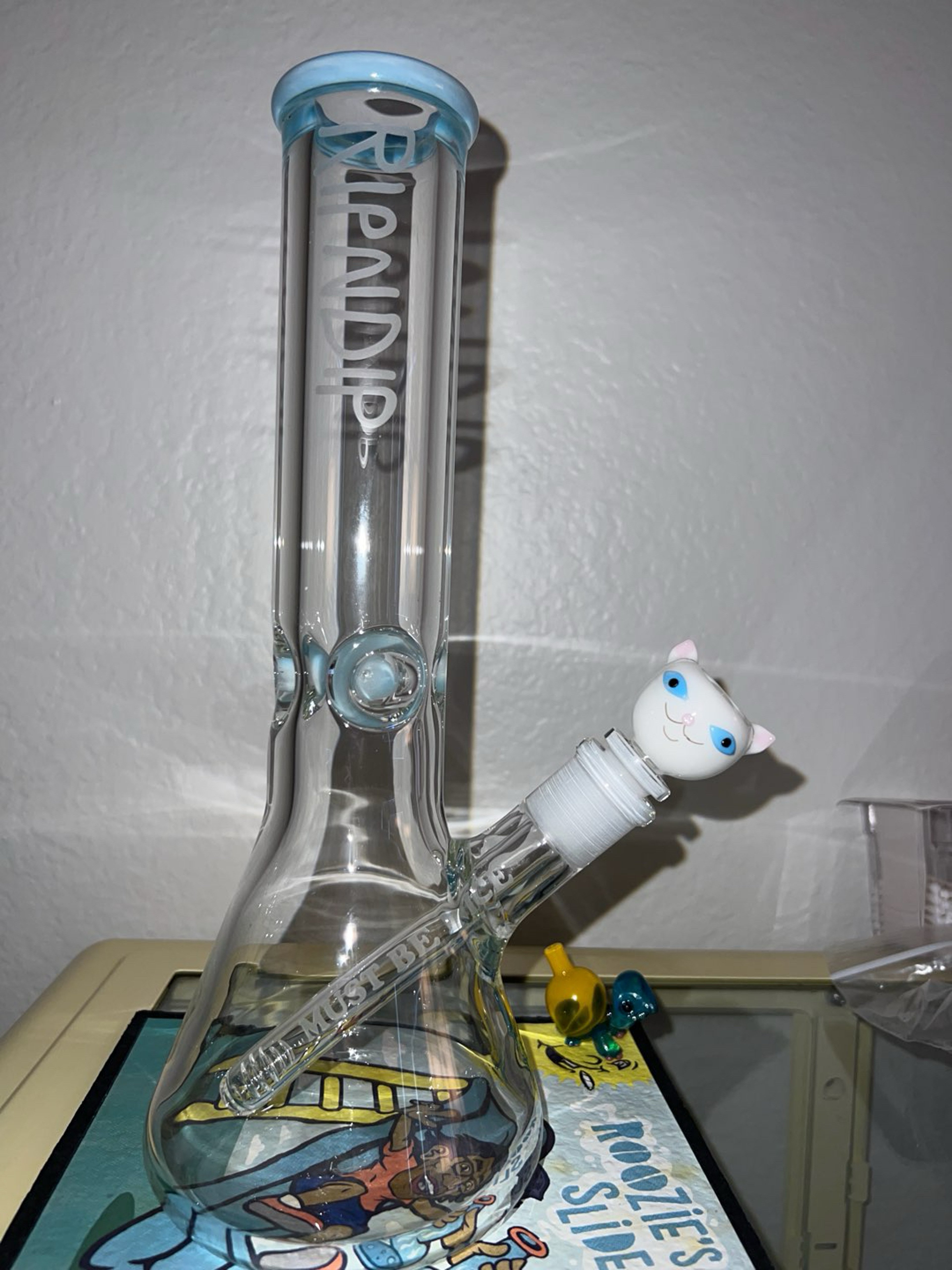 Preview pic of Rip N Dip Bong