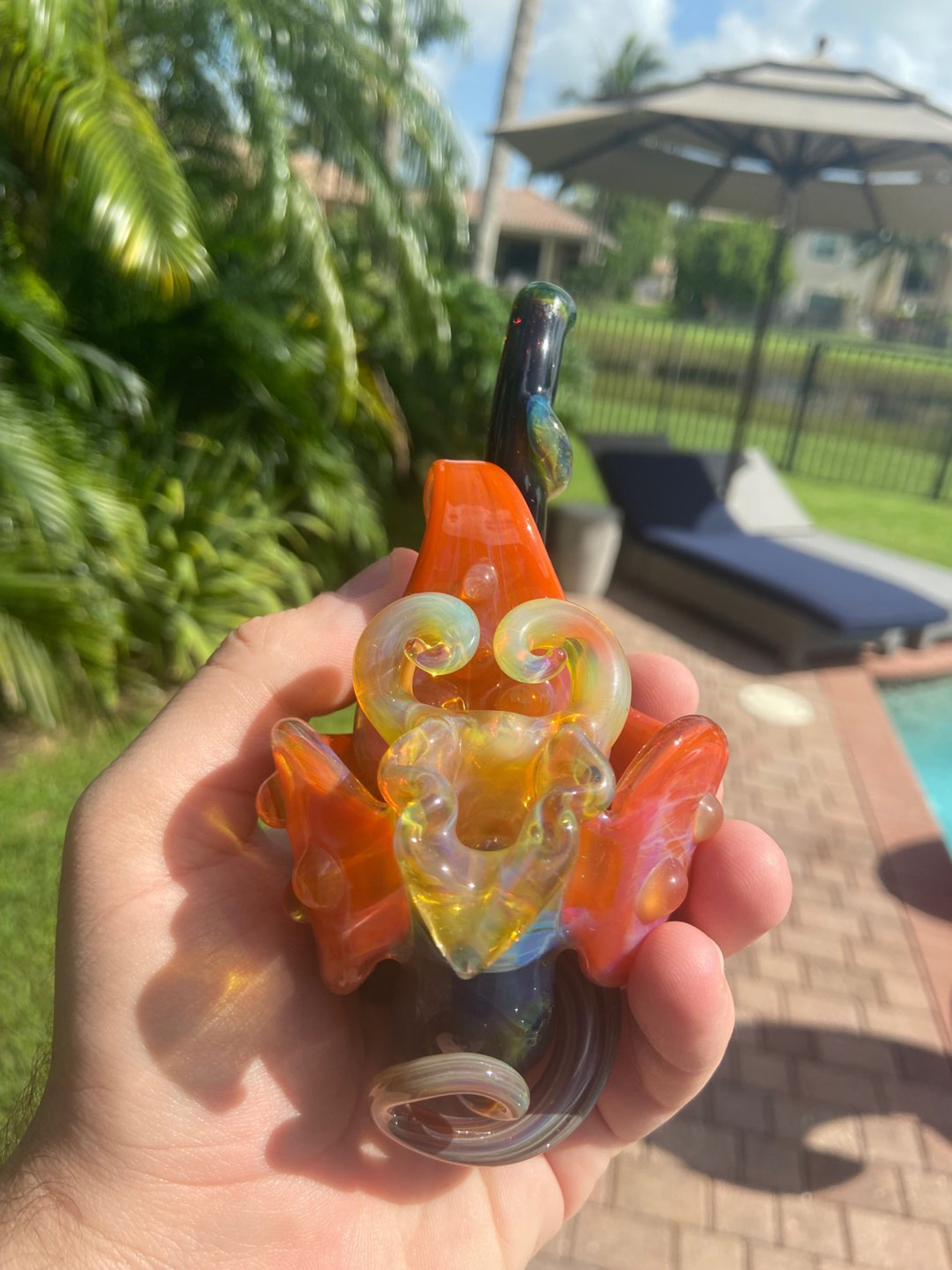 Preview pic of Lacefaceglass sherlock pipe