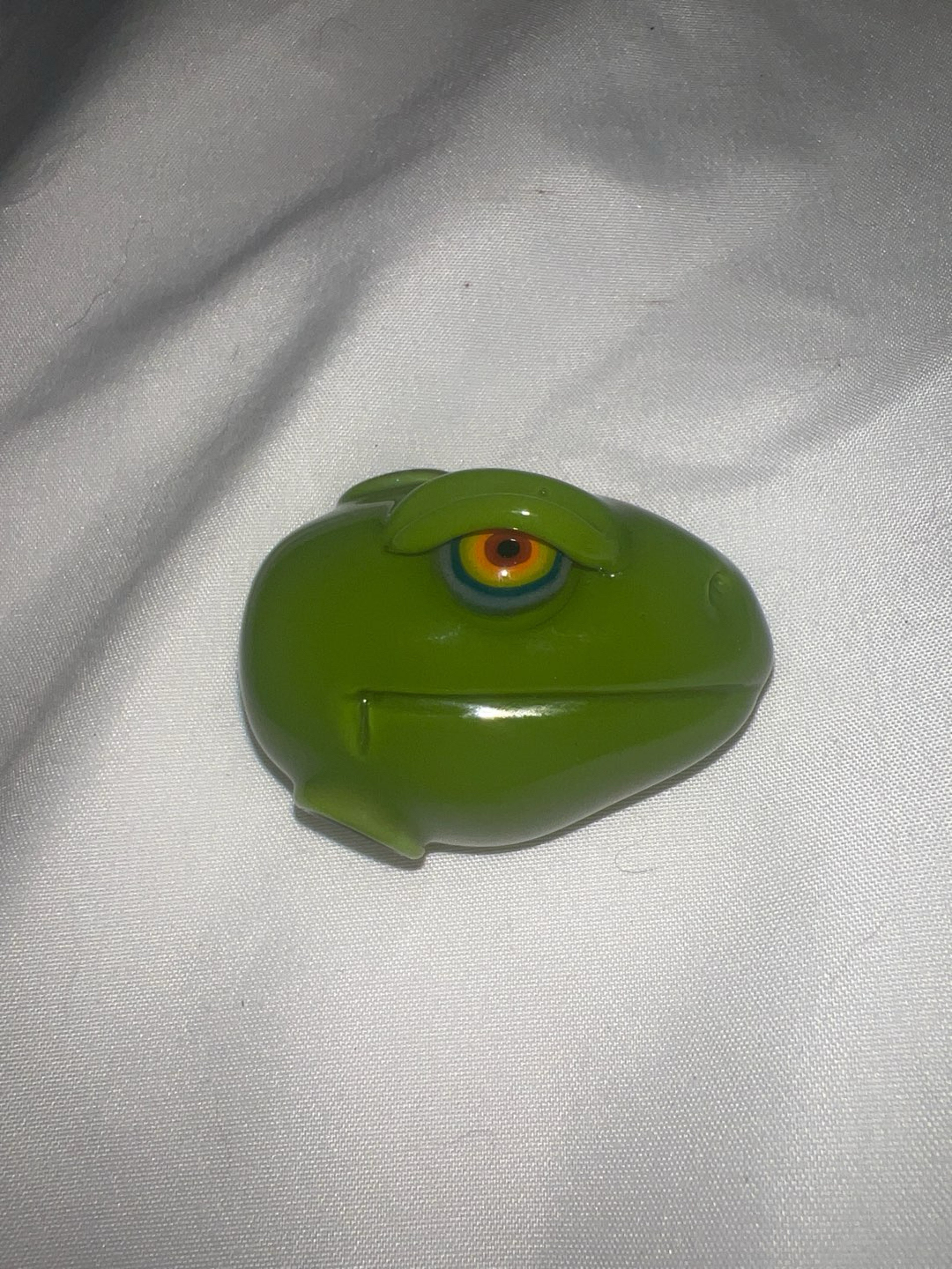 Preview pic of Elbo Pendant
