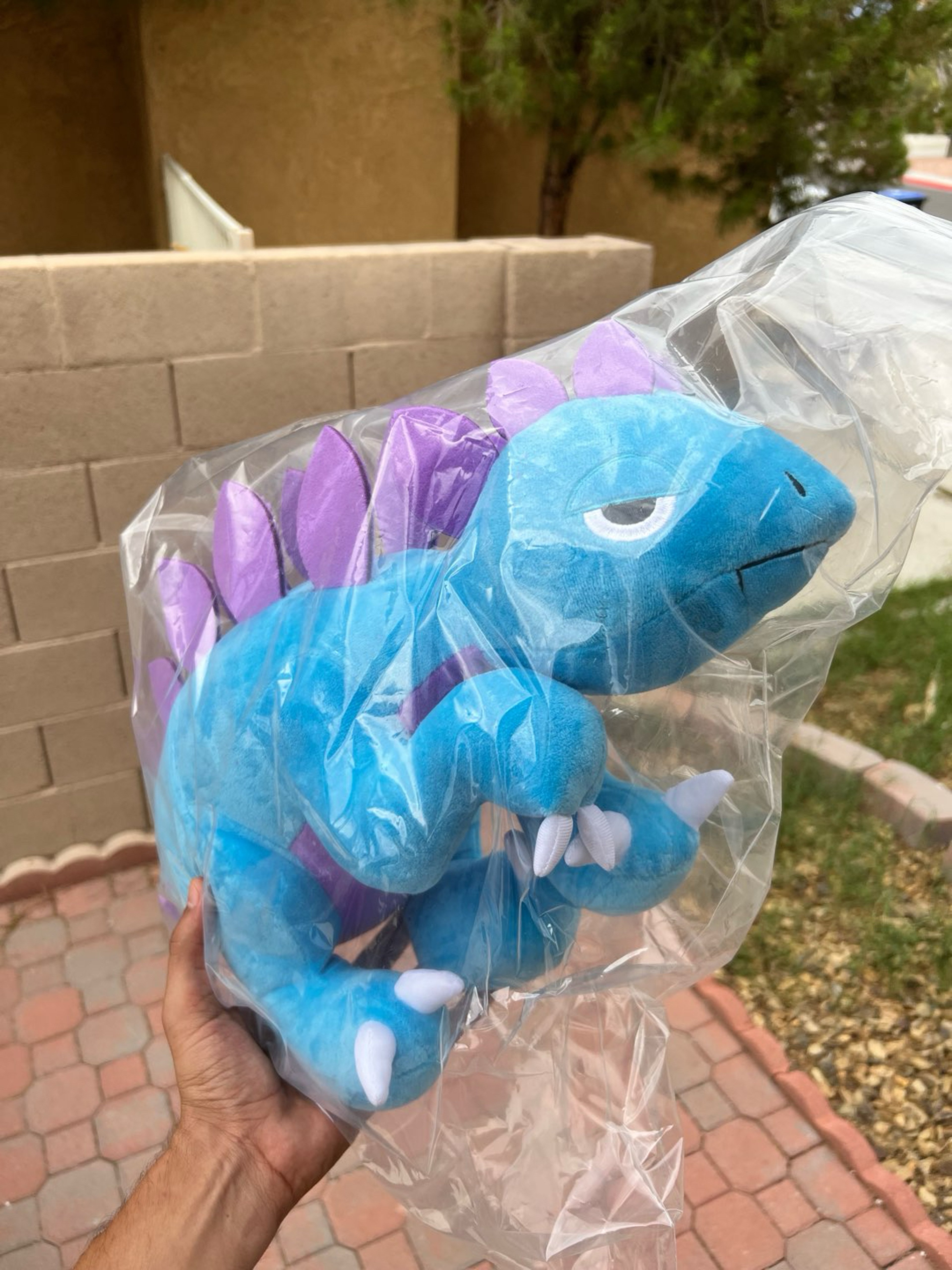 Preview pic of ELBO Stegosaurus Plushy