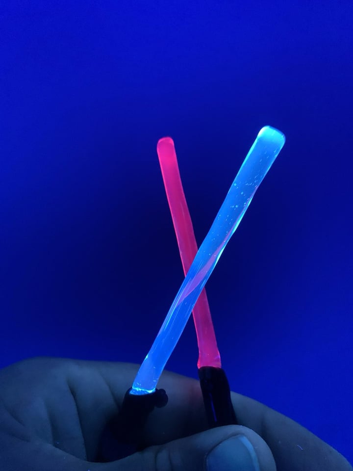 UV lightsaber dab tool