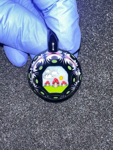 Preview pic of Mushroom Millie dot stack pendy @Stevehglass