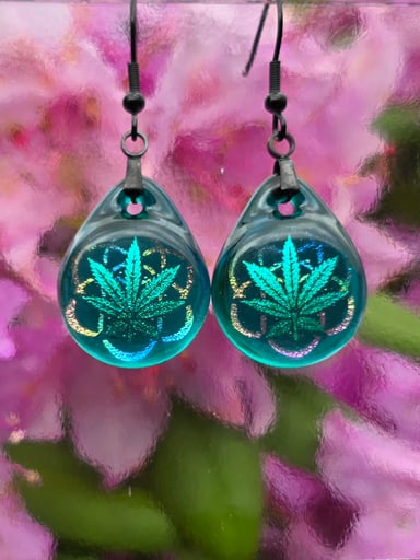 Preview pic of Uniquely Layered Dichro Leaf Earrings Teal