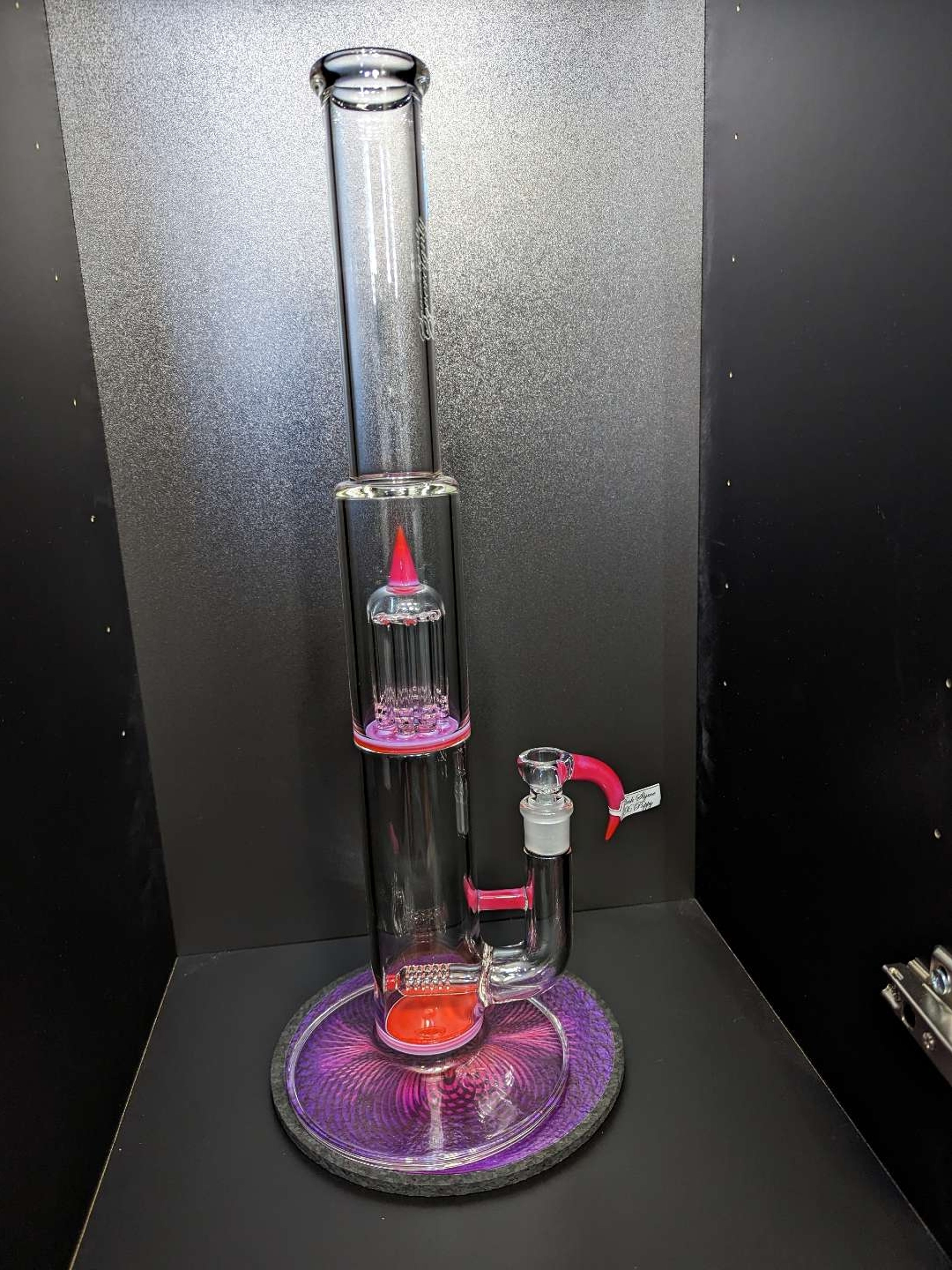Preview pic of Sovereignty Stemline to 8 Arm with Pink Slyme x Poppy accents Brand New