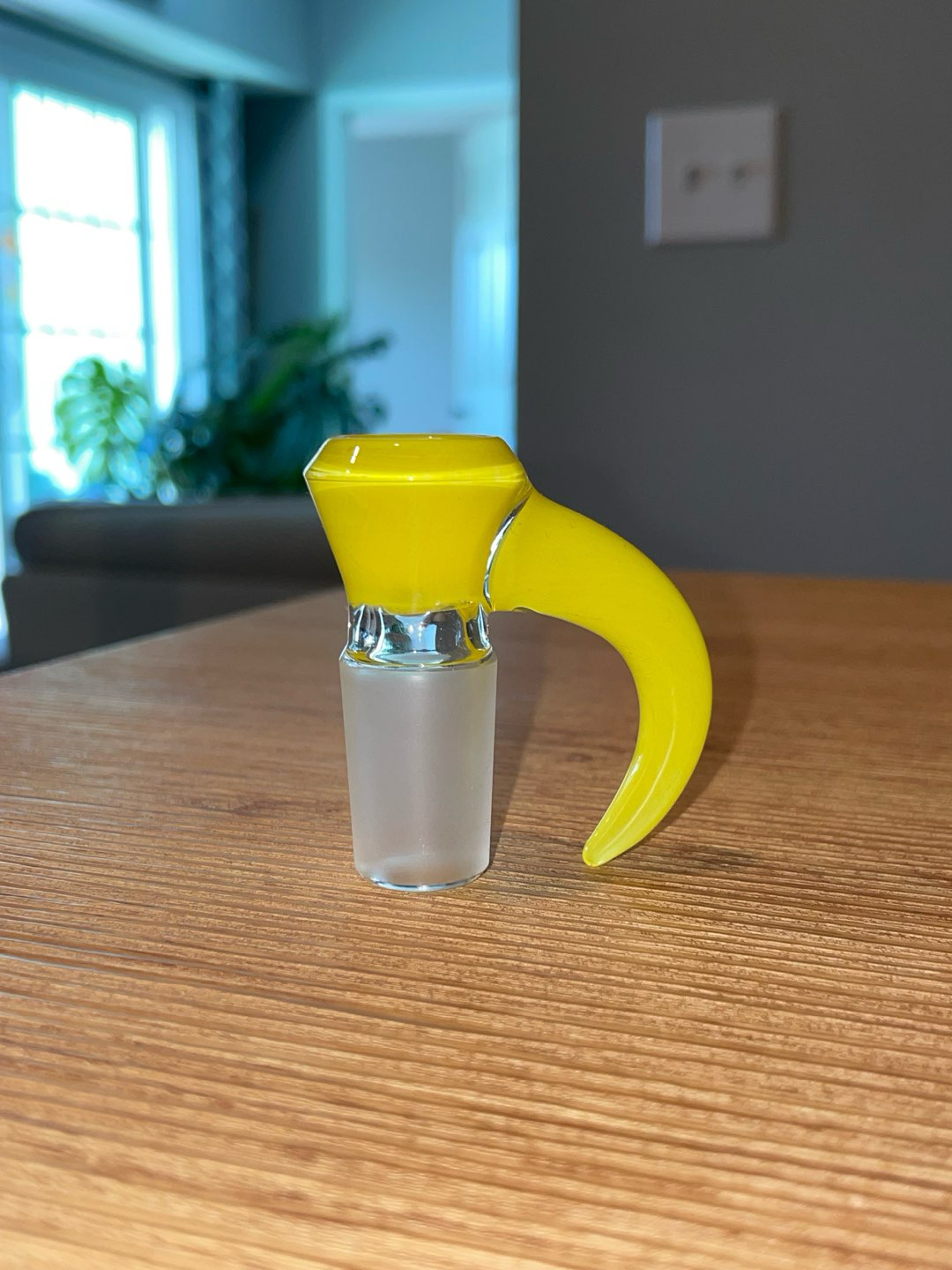 Preview pic of Shamby Glass 18mm Slide
