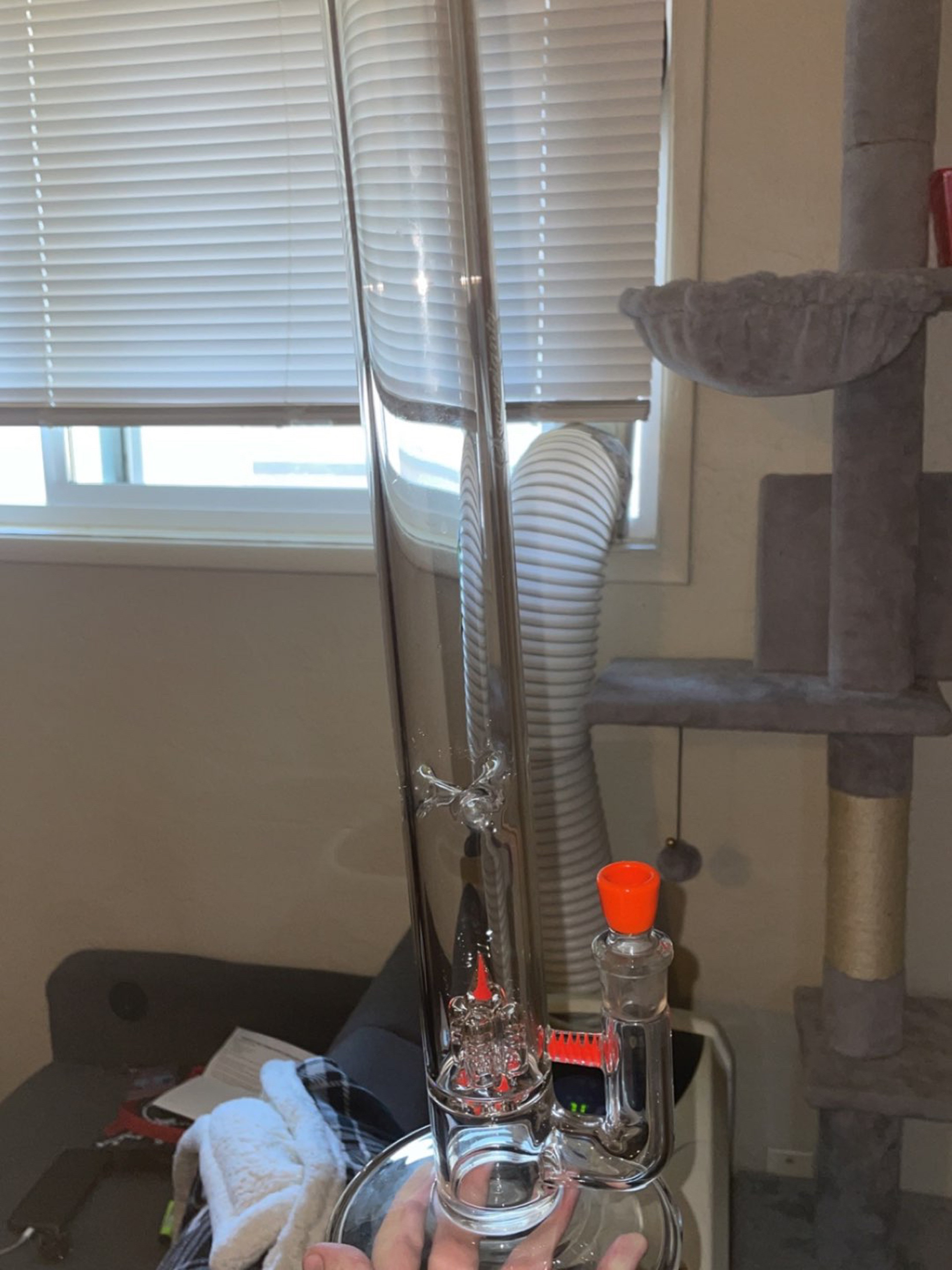 Preview pic of Soverignty inv4 50X5 PA in poppy red,FW moose glass slide