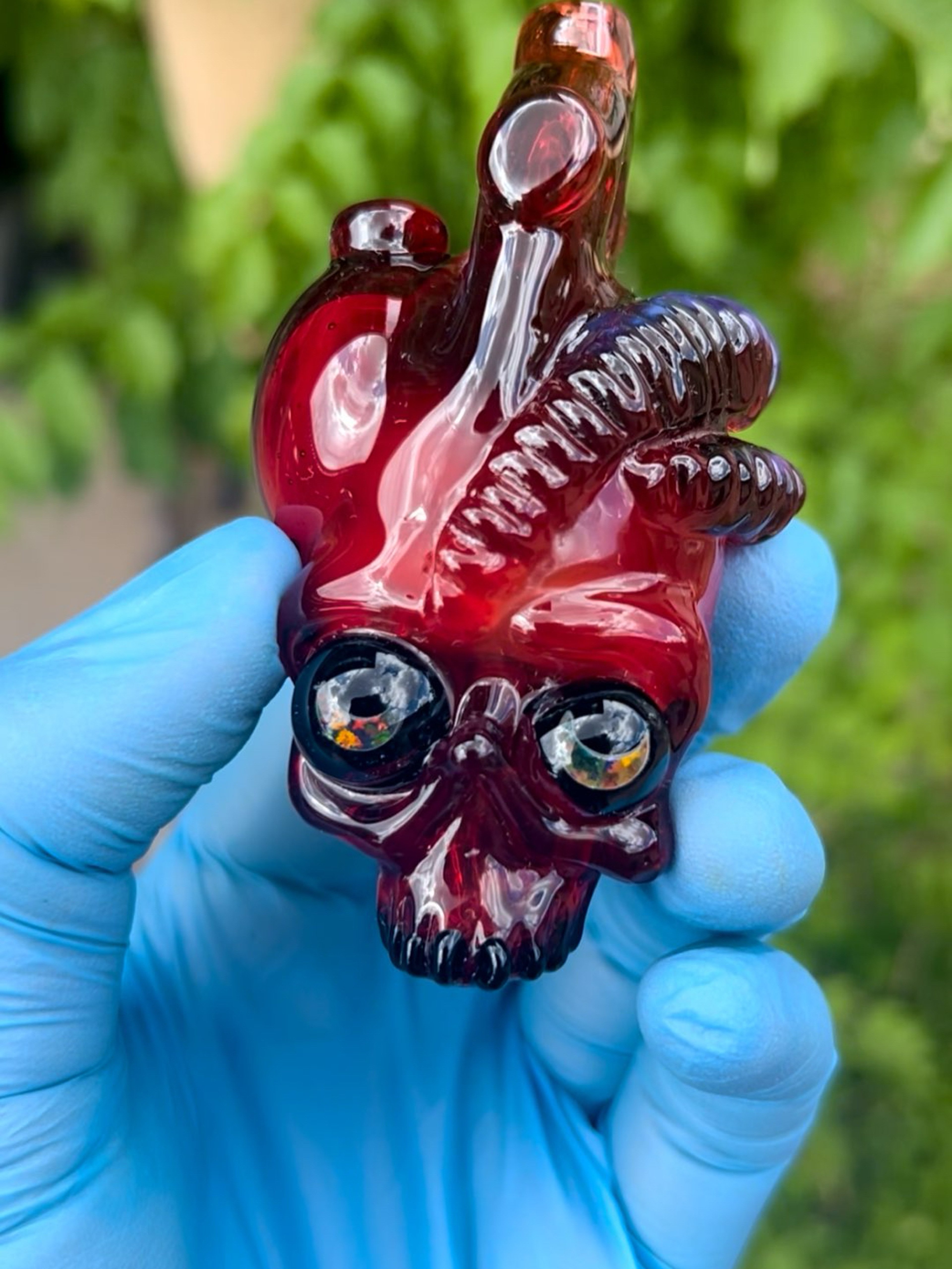 Preview pic of Warwick Skull Pendant Pipe