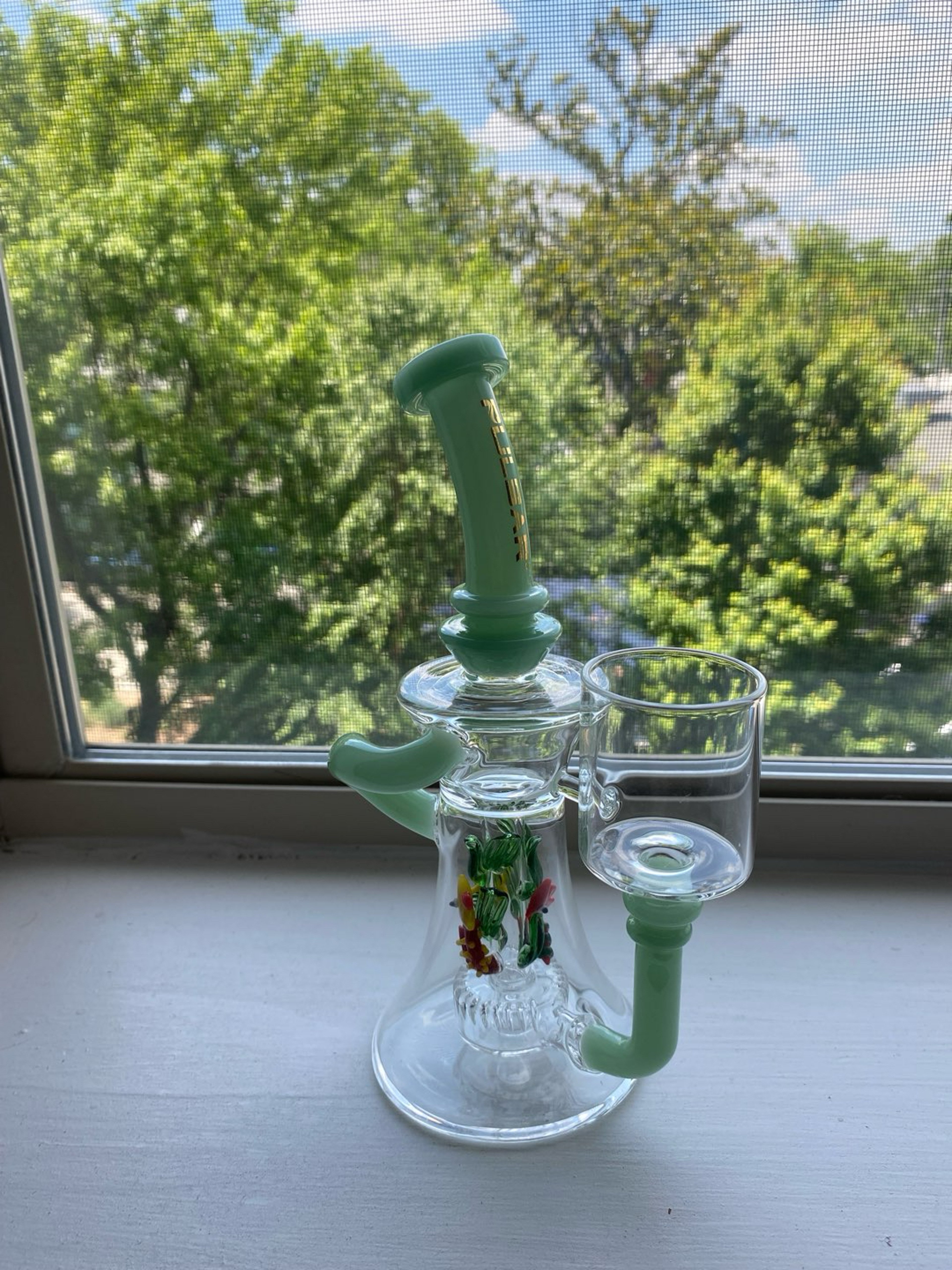 Preview pic of Pulsar Aquatic Recycler with built-in attachment for Puffco Proxy