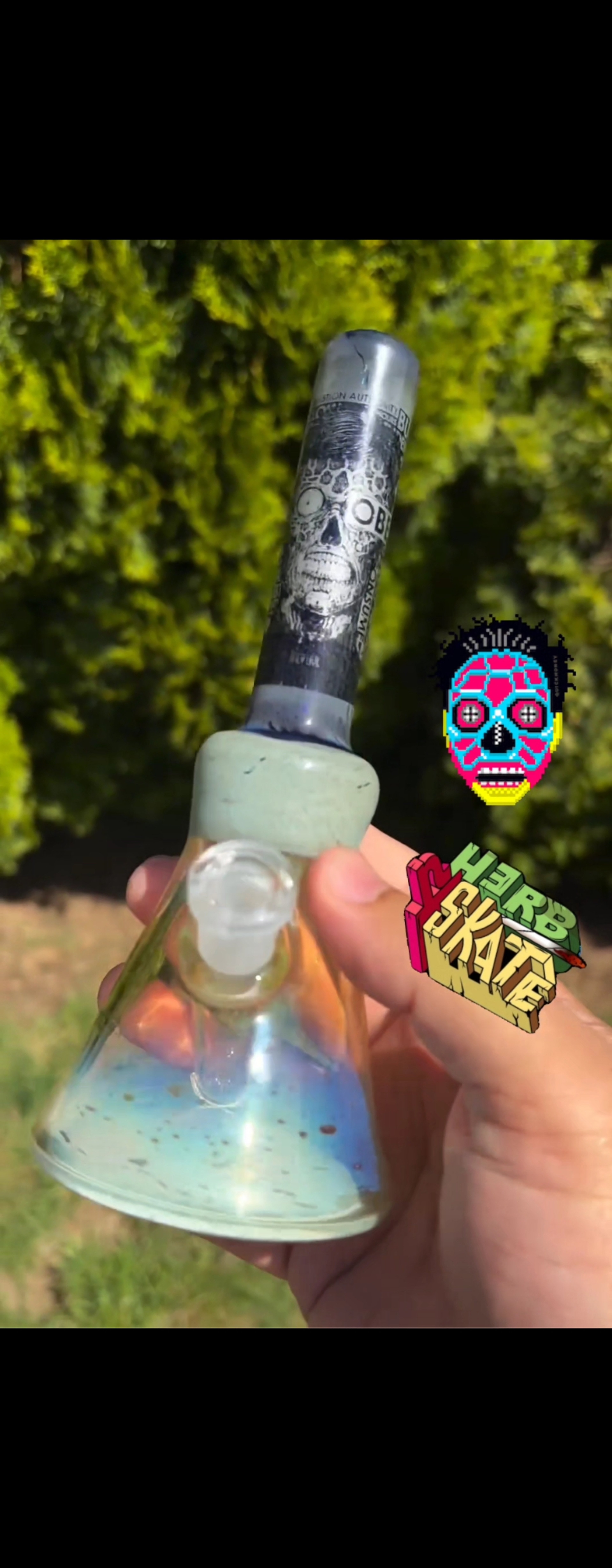 Preview pic of 🔥"THEY LIVE" Mini Beaker New Never used🔥