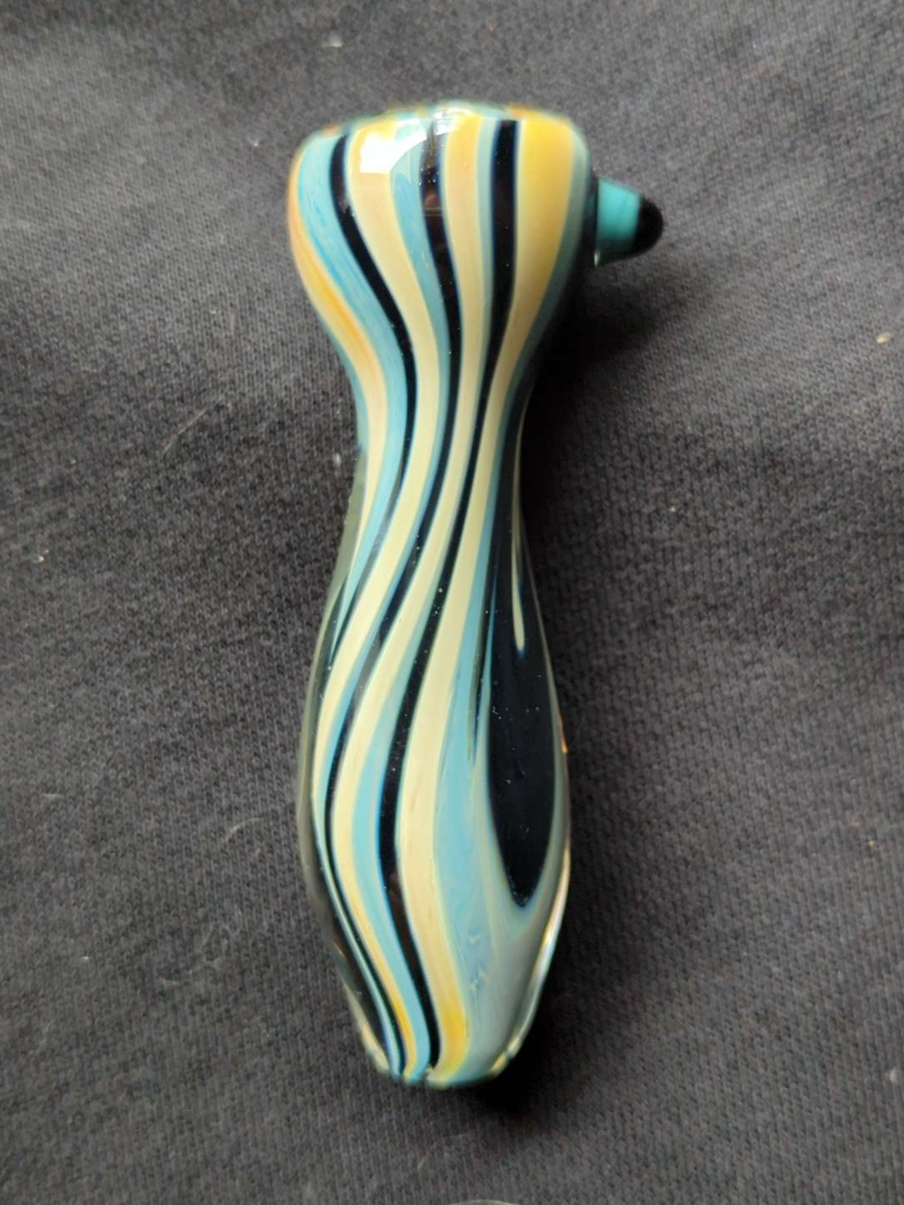 Preview pic of Tri-Color Chillum