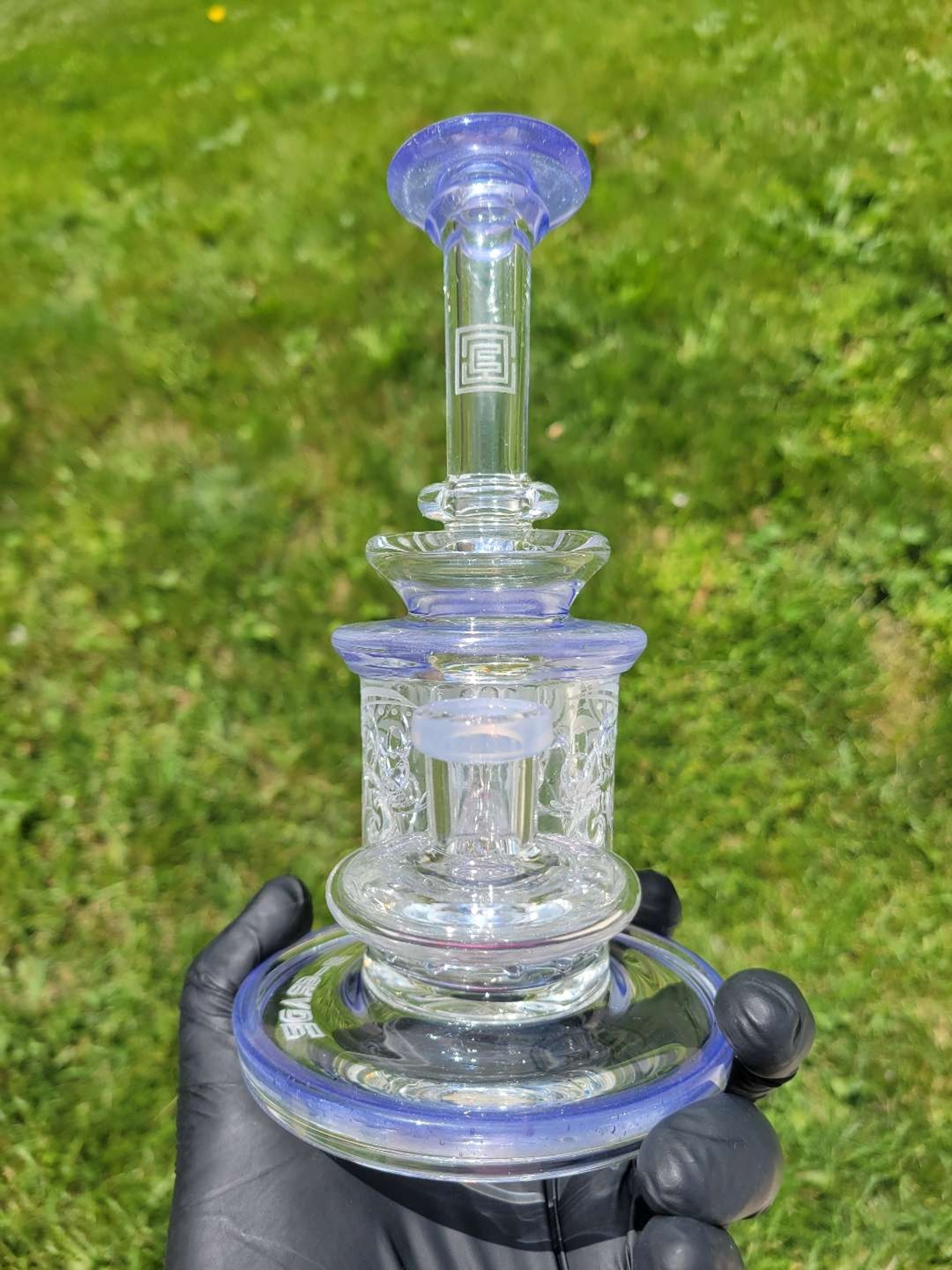 Preview pic of AVANTGARDE GLASS B-GRADE