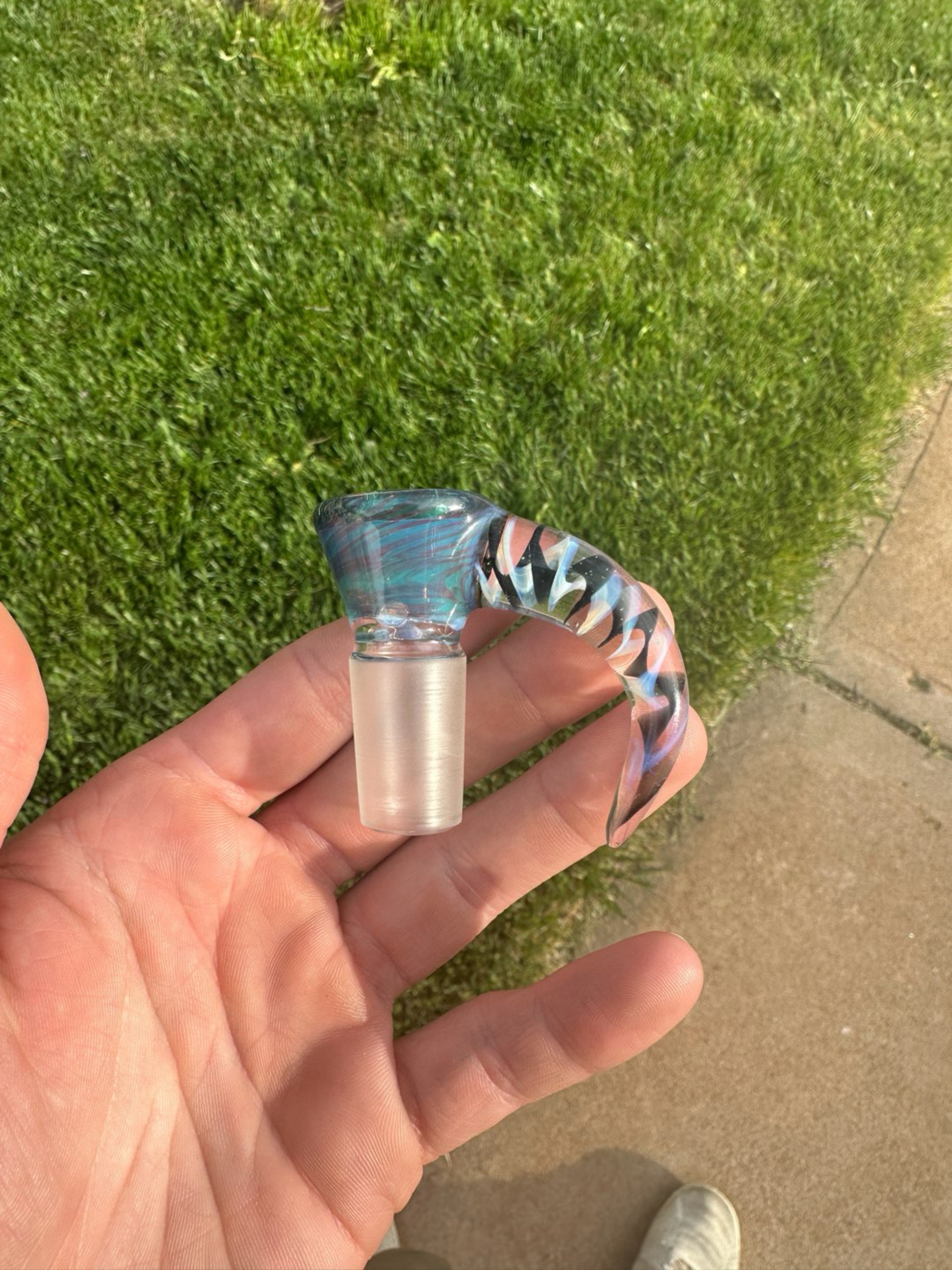 Preview pic of 18mm 4hole Slide w/ crushed opal