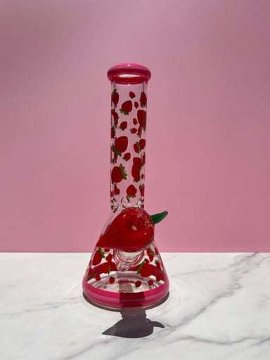 Preview pic of Strawberry bong