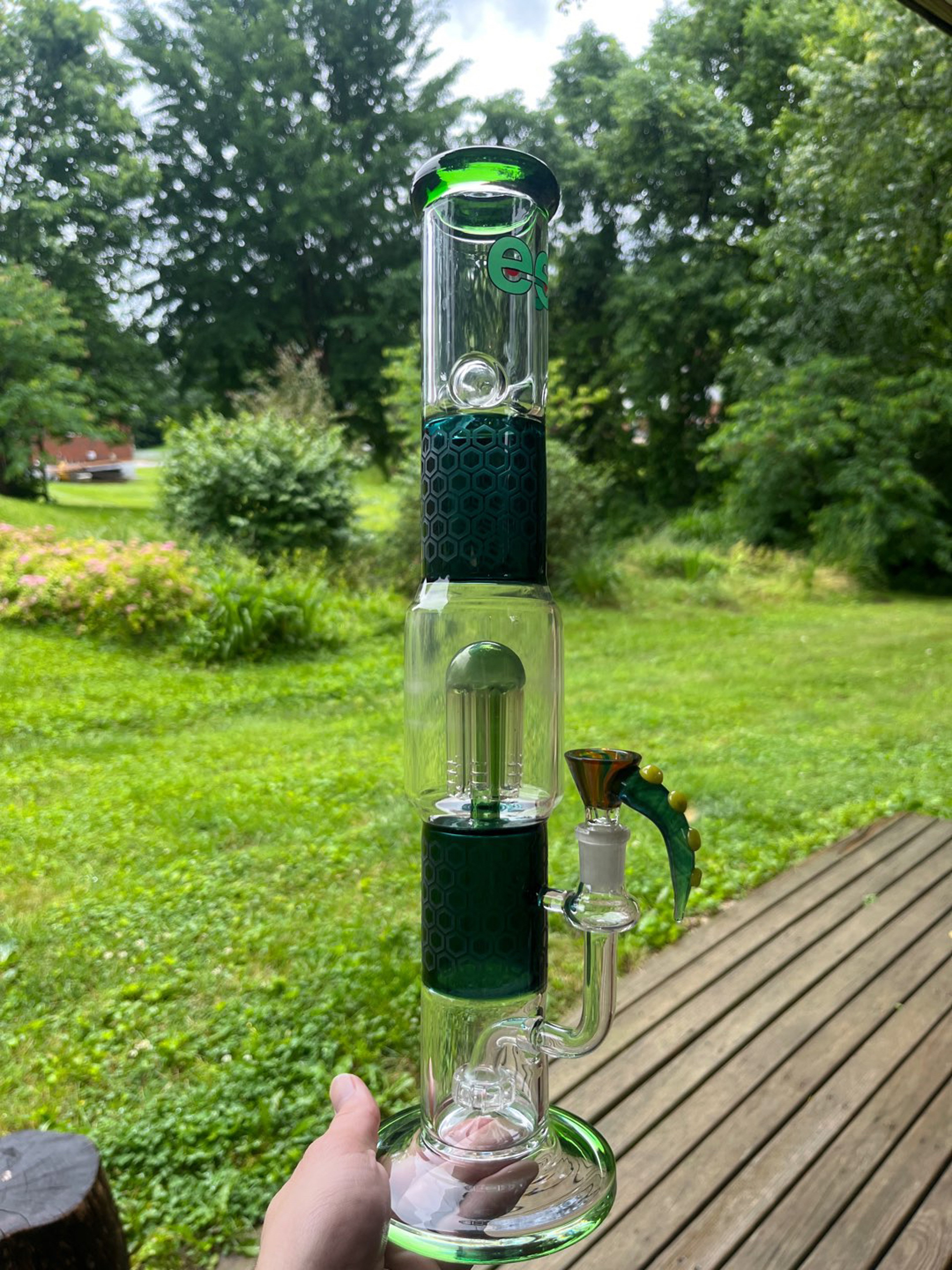Preview pic of Cheech bong