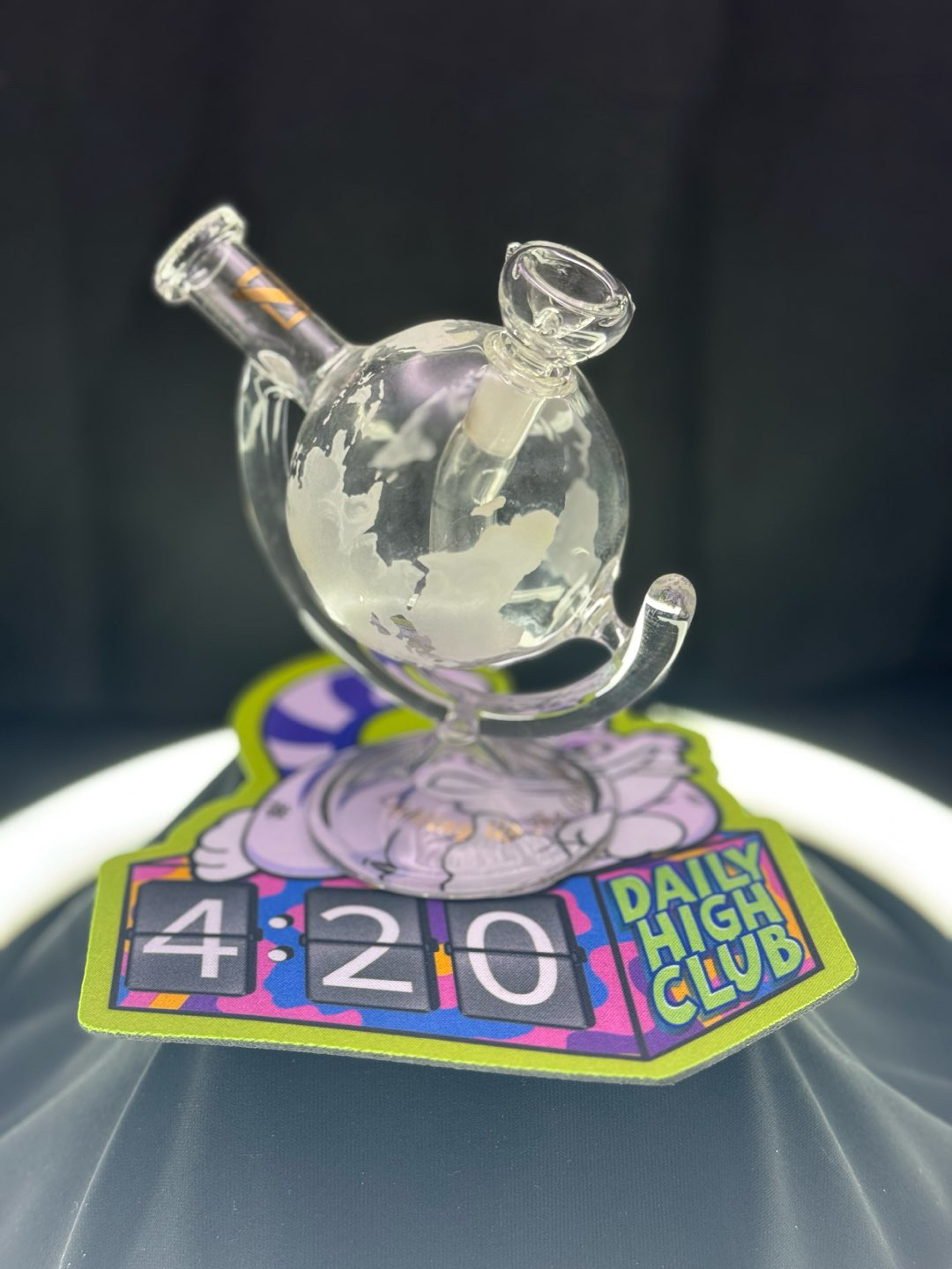 Preview pic of DHC Globe