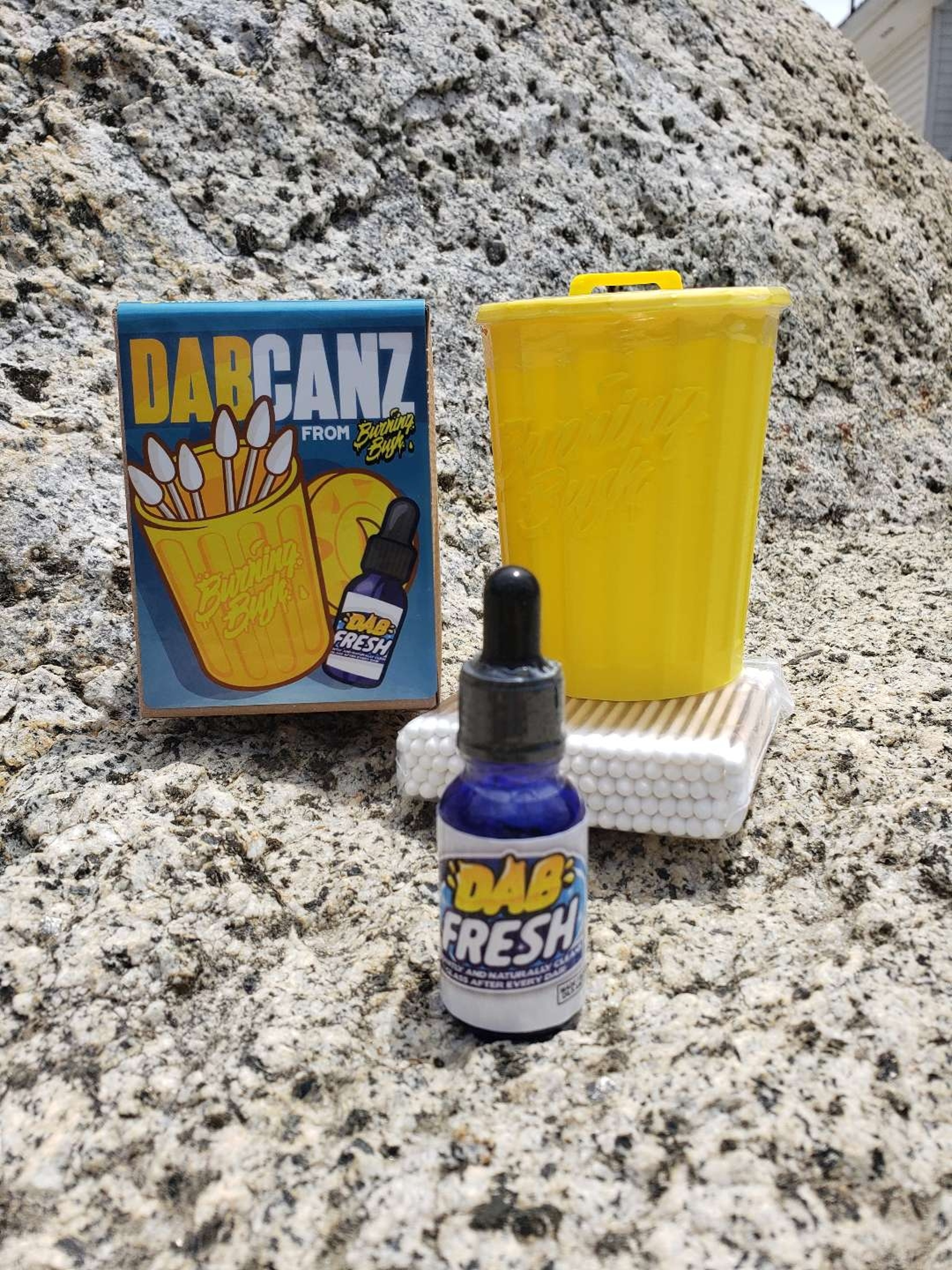 Preview pic of DabCanz Clean Rig Kit (alcohol free)
