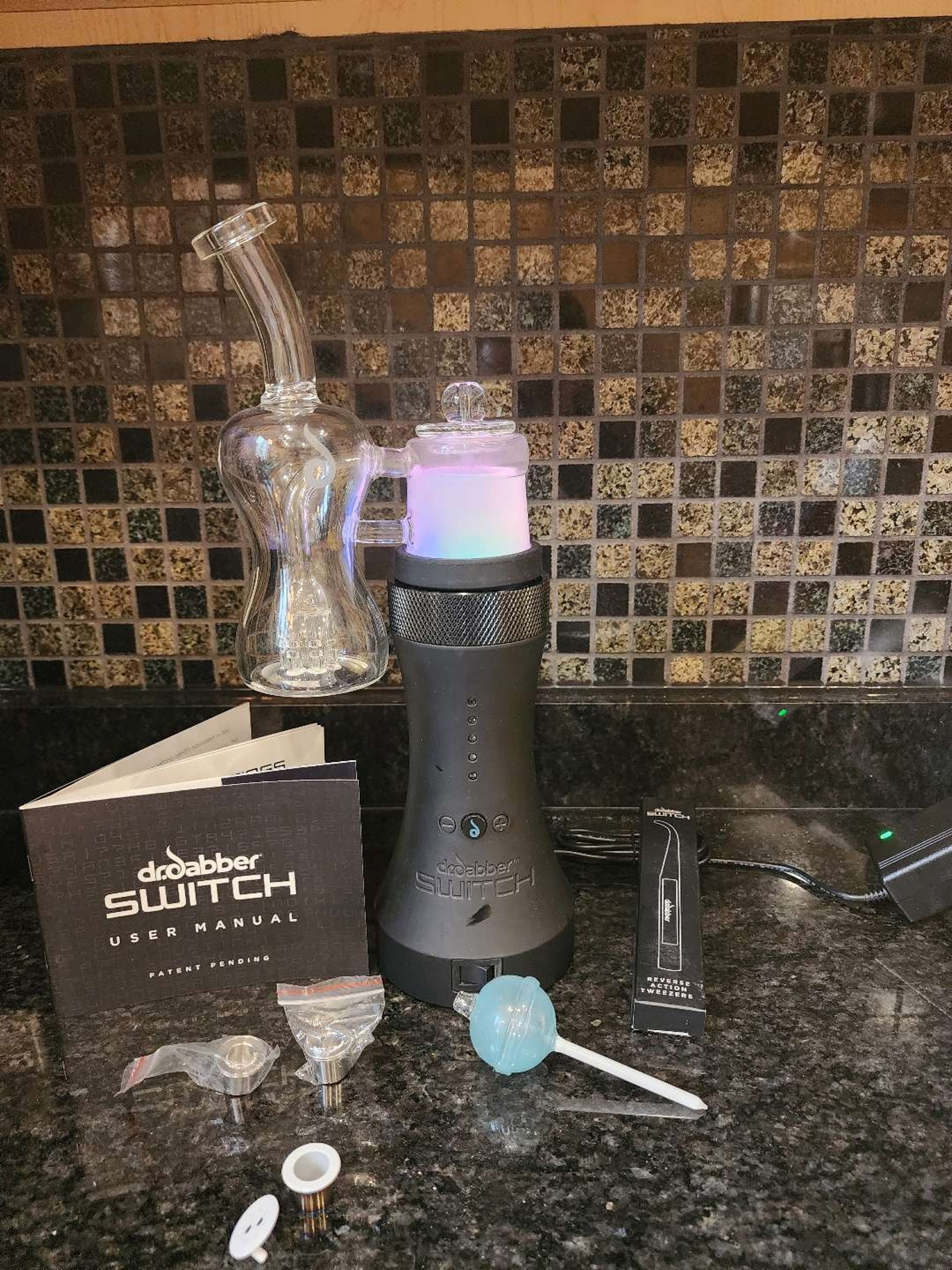 Preview pic of Dr. Dabber Switch Kit w/ 3 quartz dabbing cups
