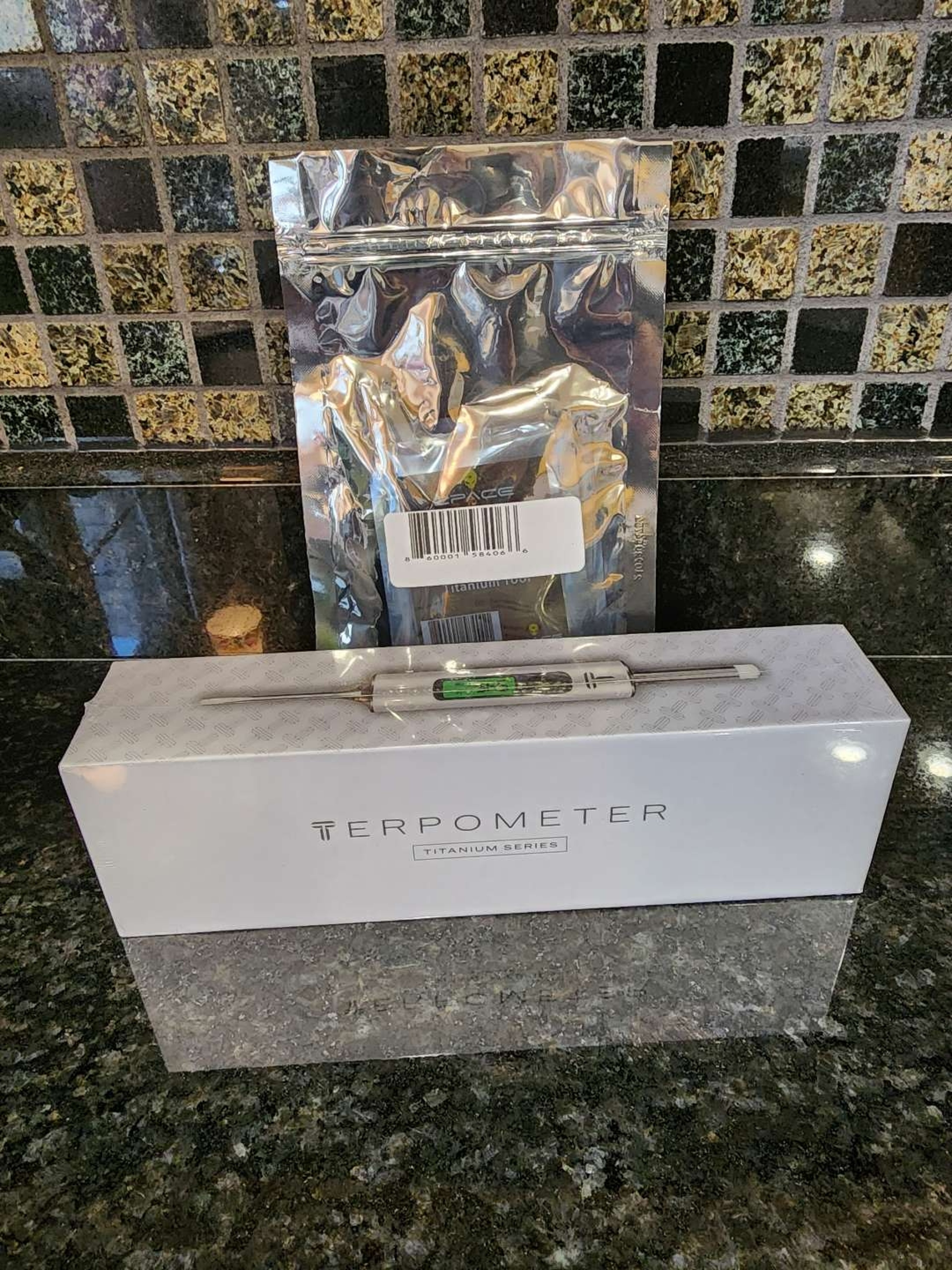 Preview pic of Terpometer Titanium Series w/ 3-pack titanium tool set (new/sealed)
