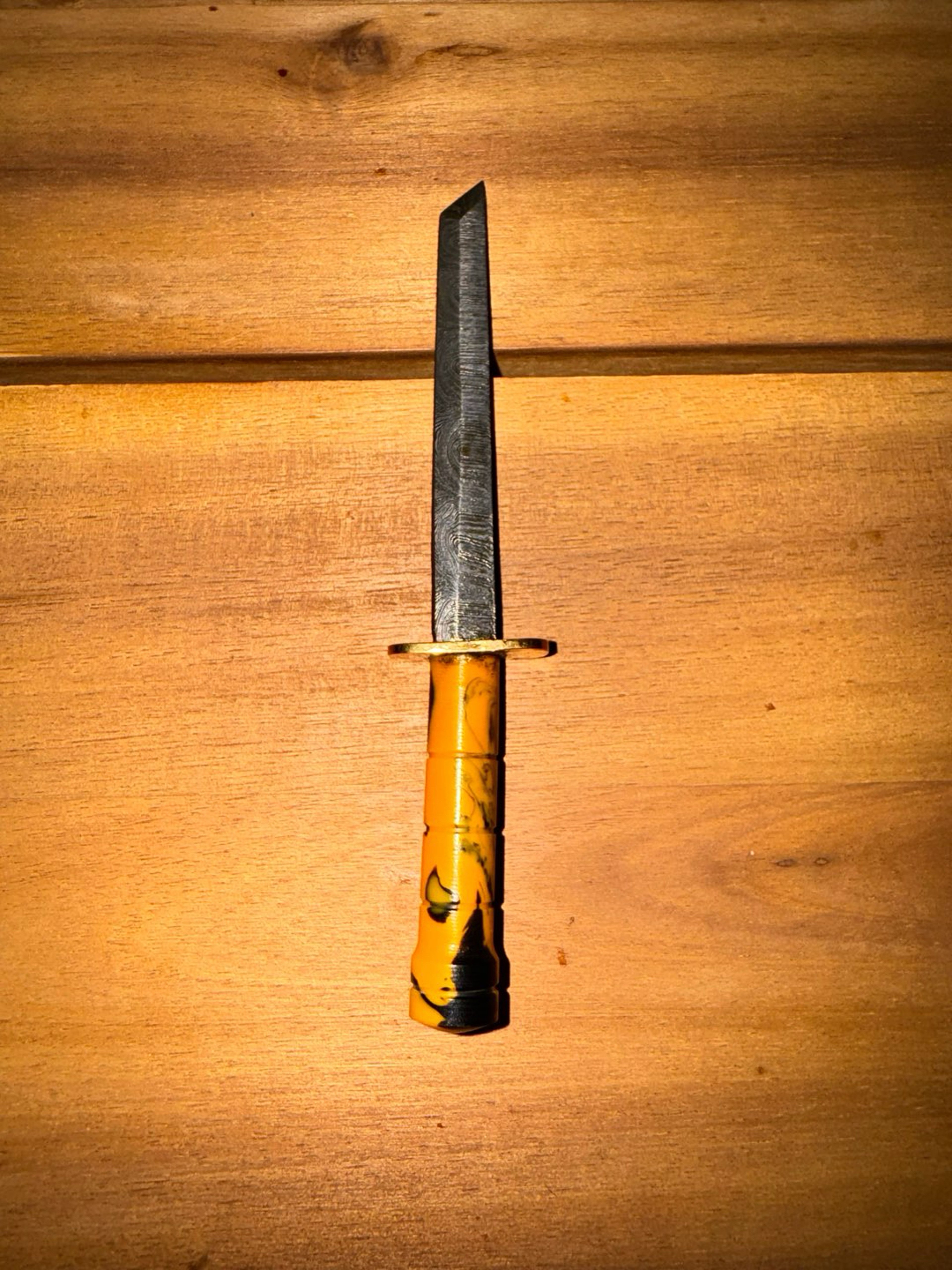 Preview pic of Hk_damascus_knives Damascus Sword Tool