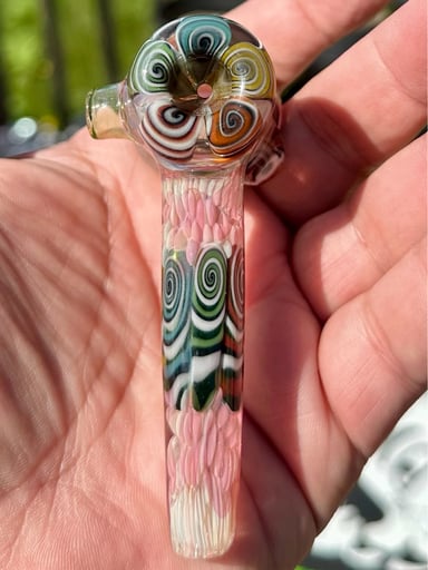 Preview pic of Chunk Glass UV Hammer