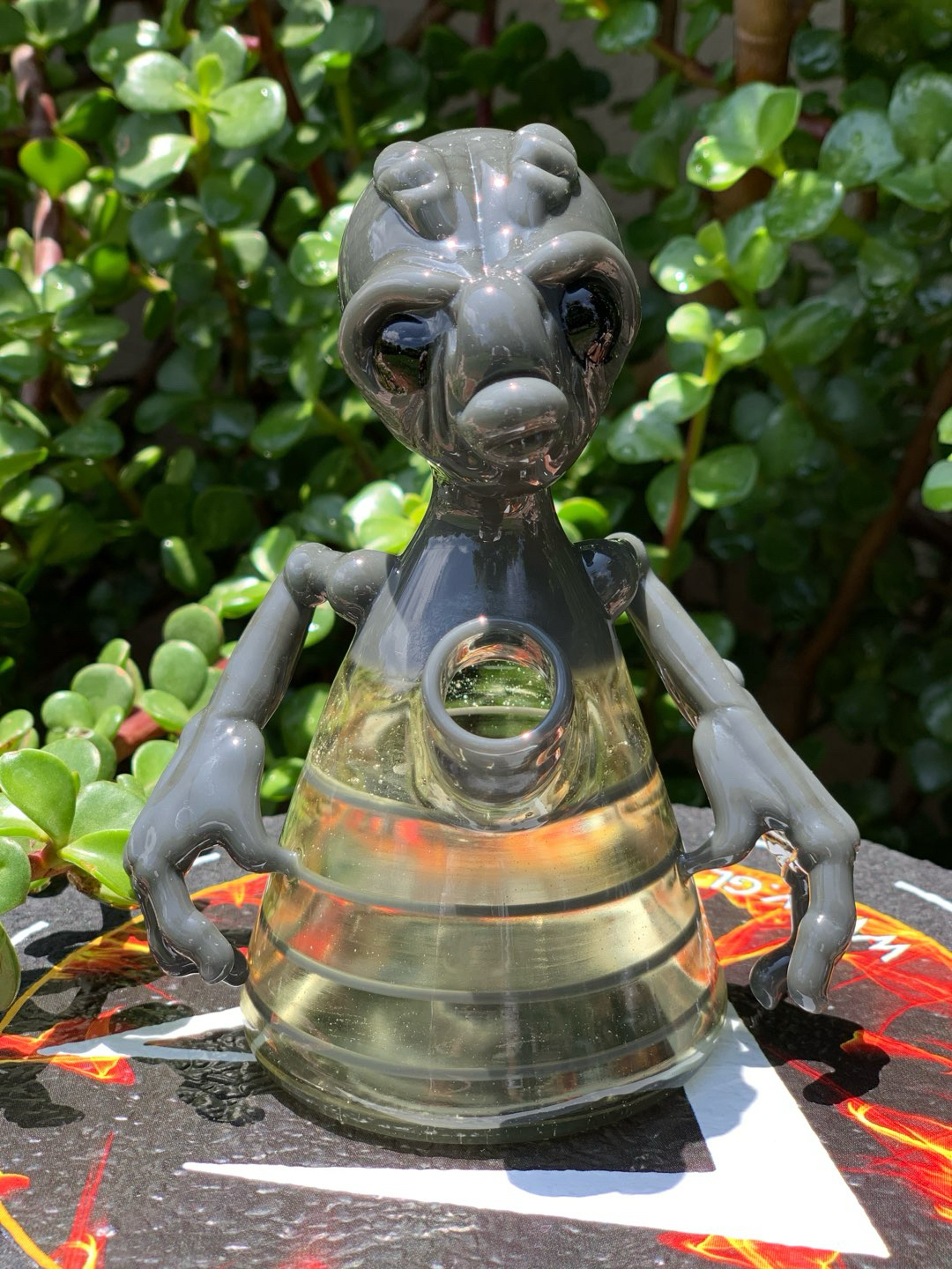 Preview pic of Alien Beaker CFL