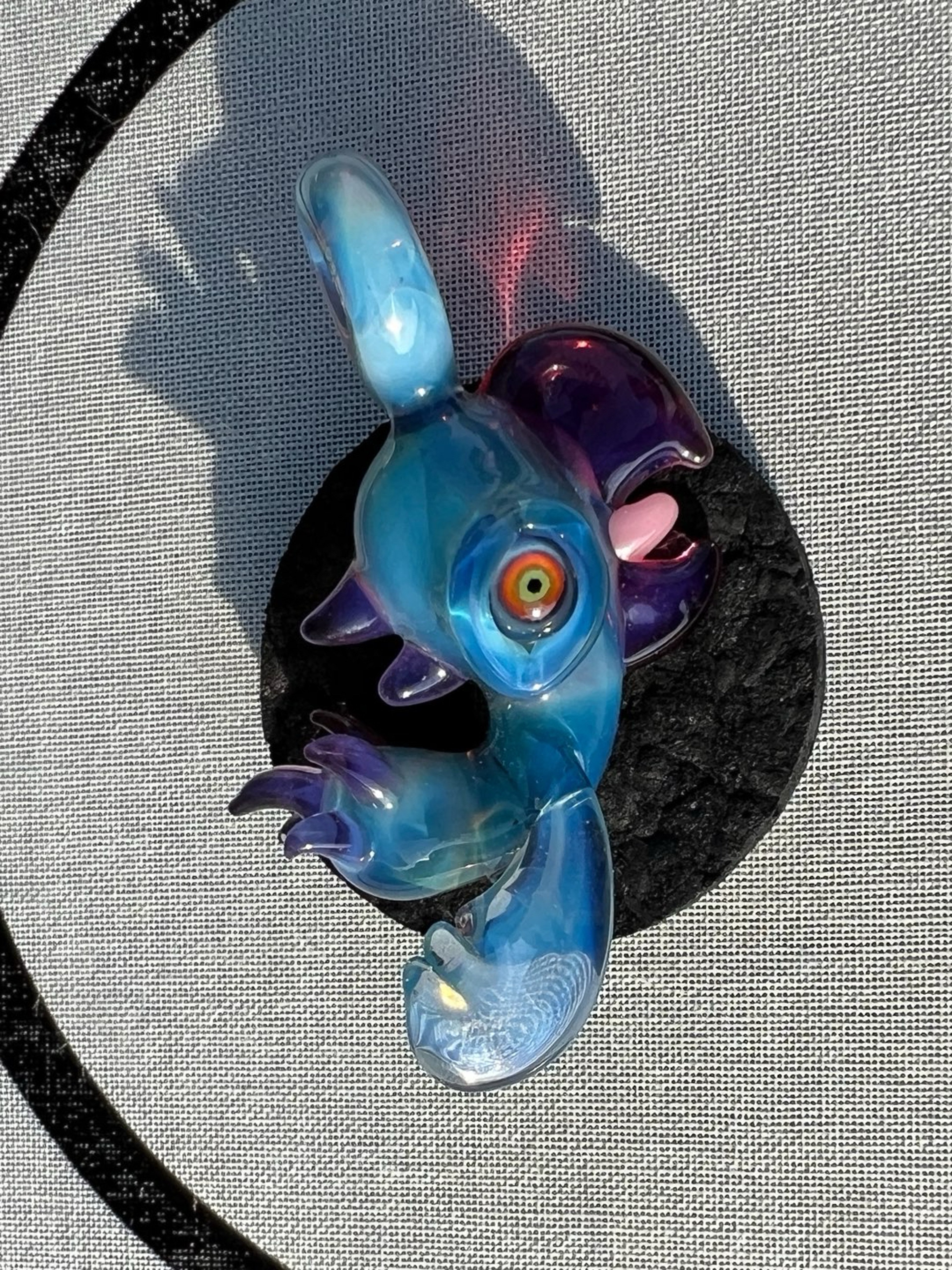 Preview pic of RJ Glass Birdie Pendant