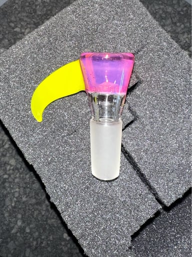 Preview pic of REK glass 14MM Pink and Green Slide